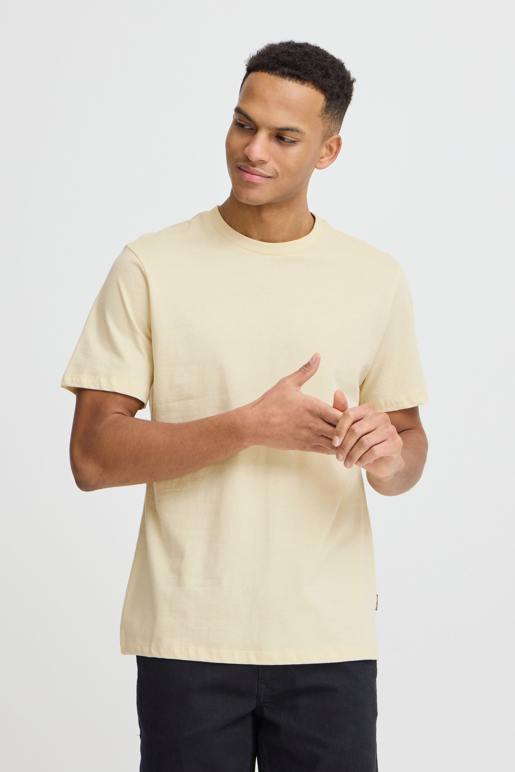 Blend Rundhalsshirt BHVago Lässiges T-Shirt mit Backprint