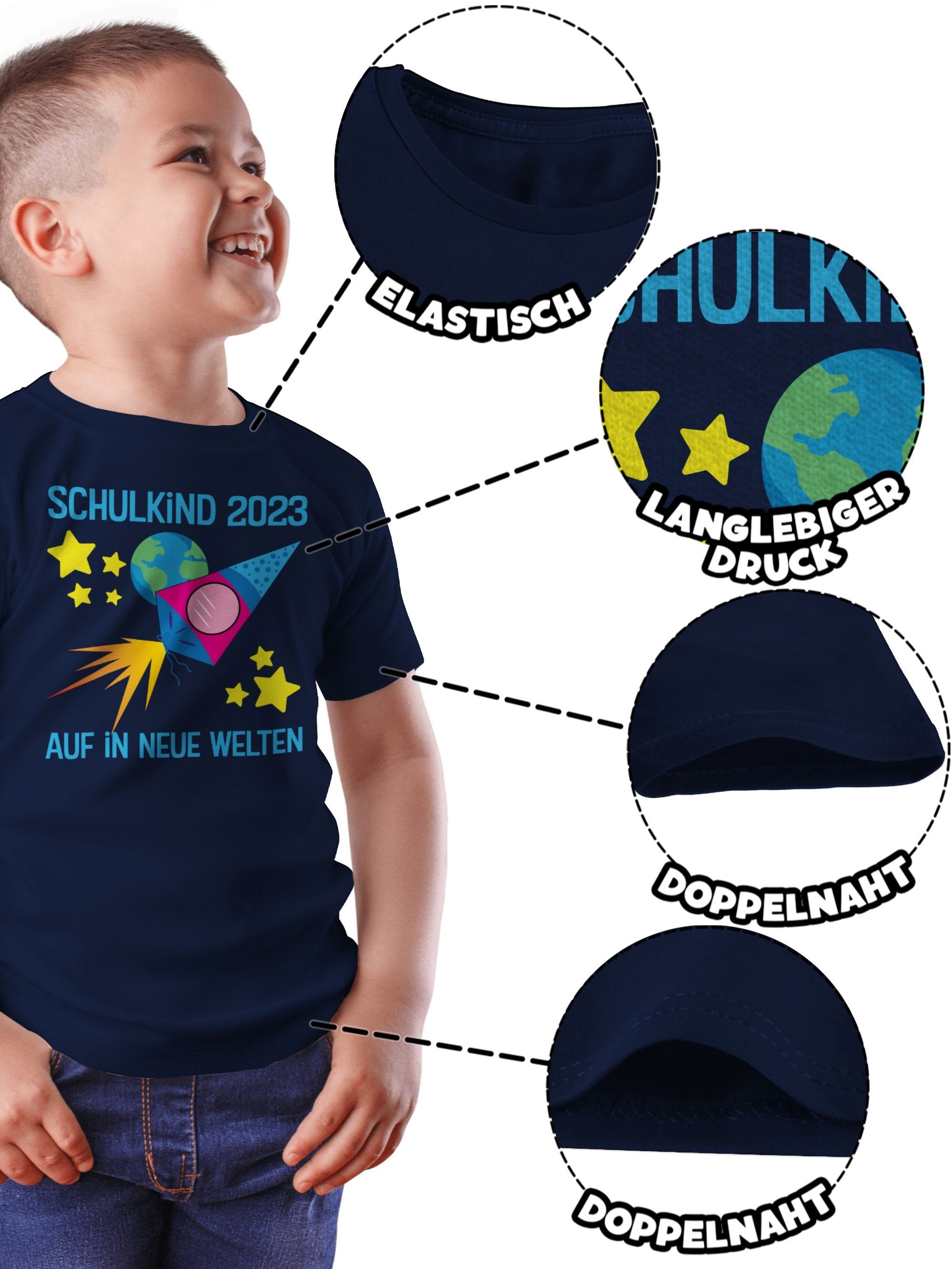 I Welten in 1 Blau Einschulung Auf Schulkind 2023 T-Shirt neue Navy Shirtracer Schulanfang Junge Geschenke