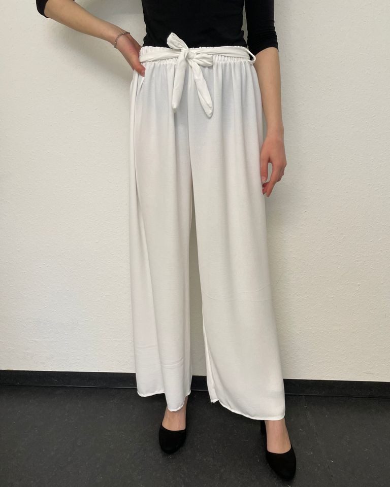 ITALY VIBES Palazzohose - DILETTA - luftige Palazzohose - weite Hose - ONE SIZE passt hier Gr. XS - L