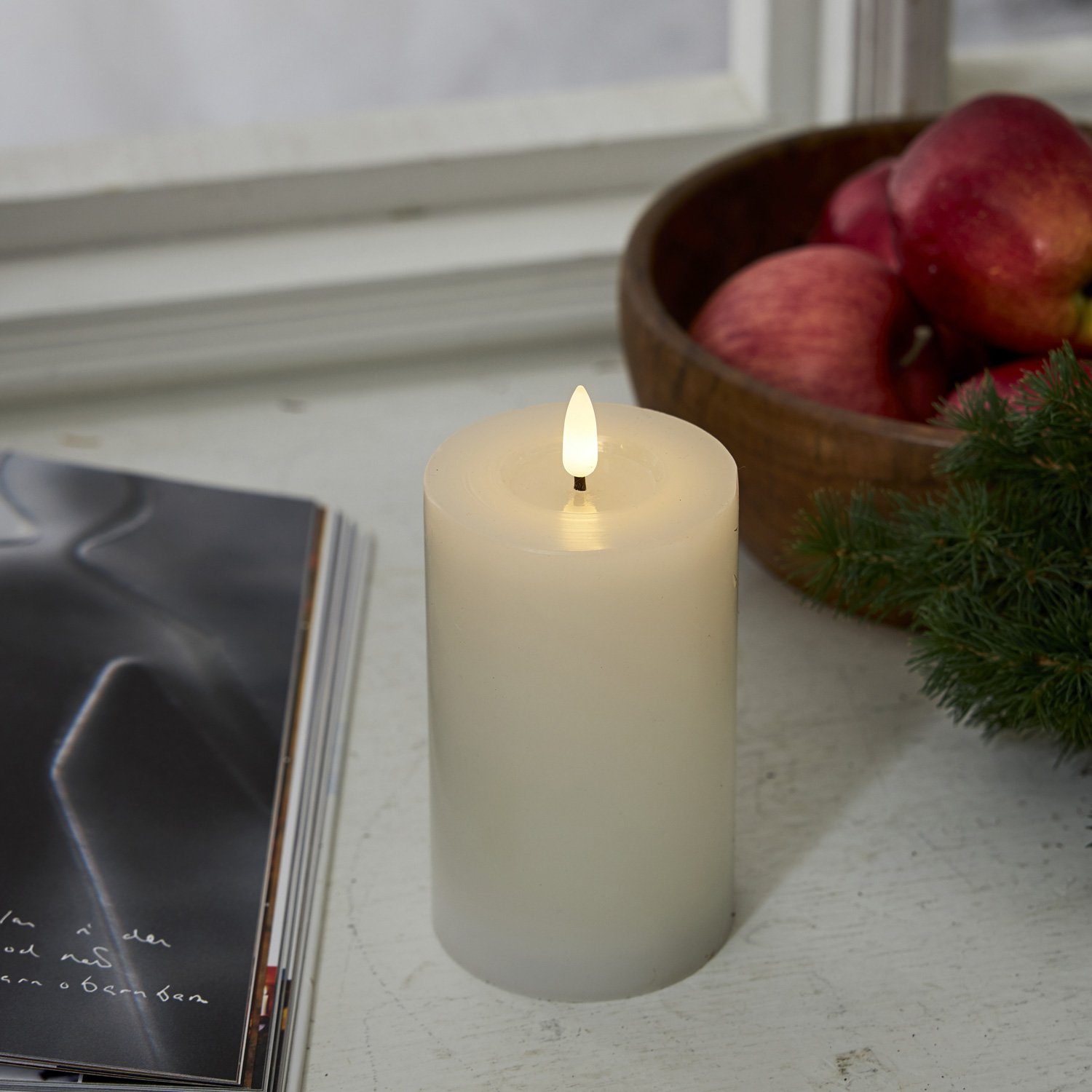 STAR TRADING LED-Kerze LINA Echtwachs Stumpenkerze 3D Flamme Wachsspiegel H günstig online kaufen