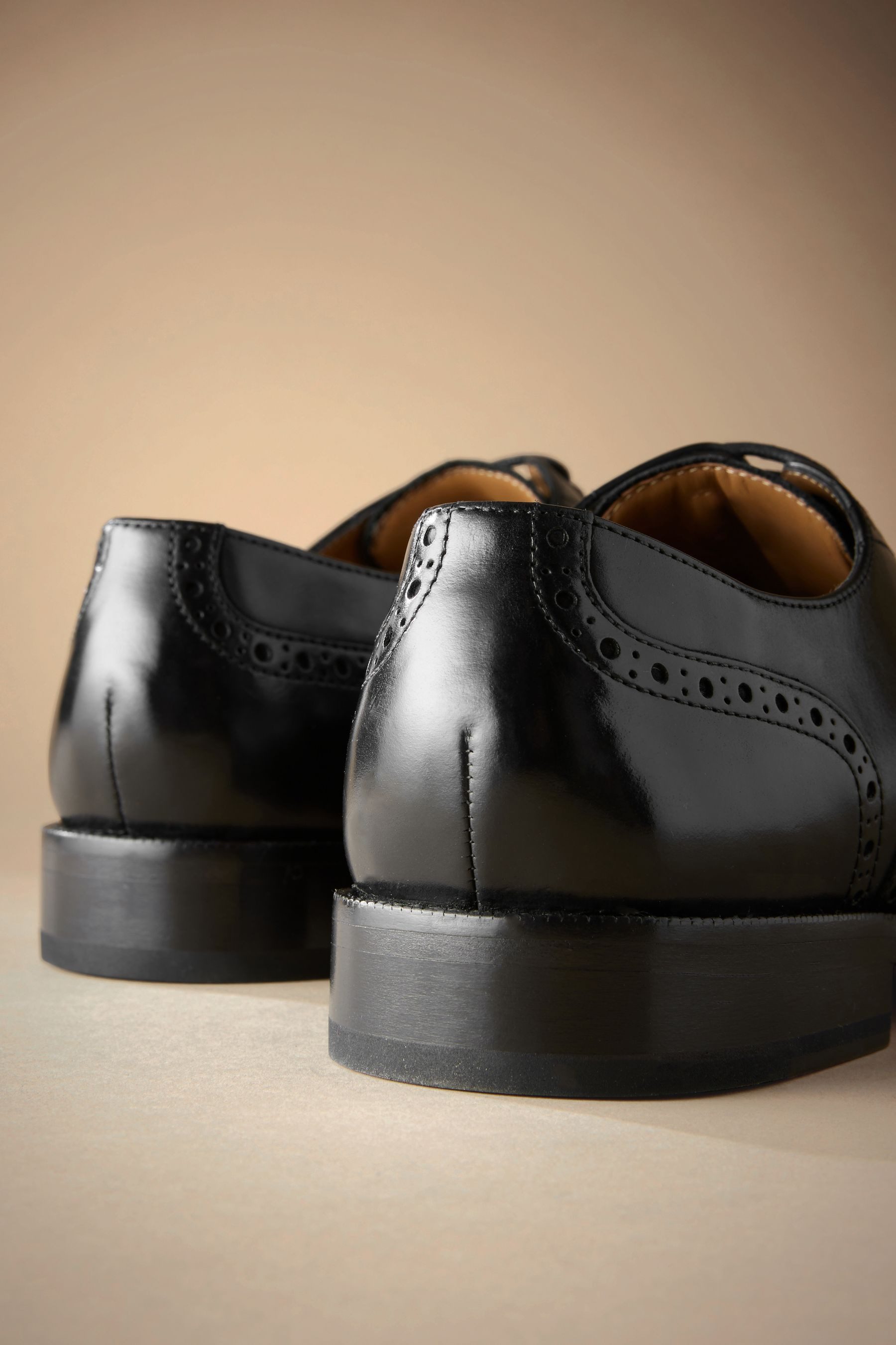 Next Signature Brogues aus italienischem Leder Budapester (1-tlg)