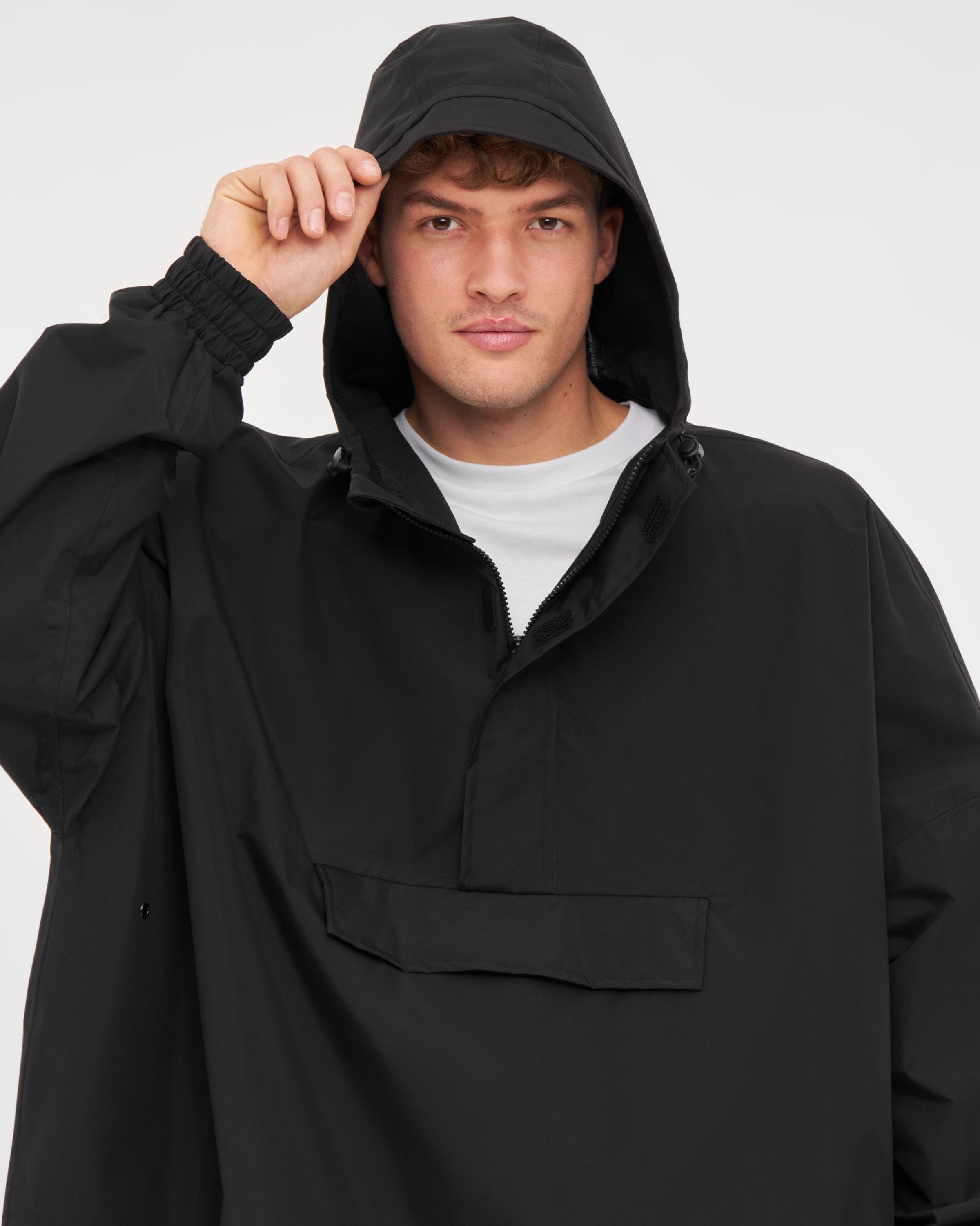 LARKSON Regenponcho Lykke Regenponcho, Wassersäule 10.000 mm (1-St) Wasserdichtes Regencape mit verschweißten Nähten