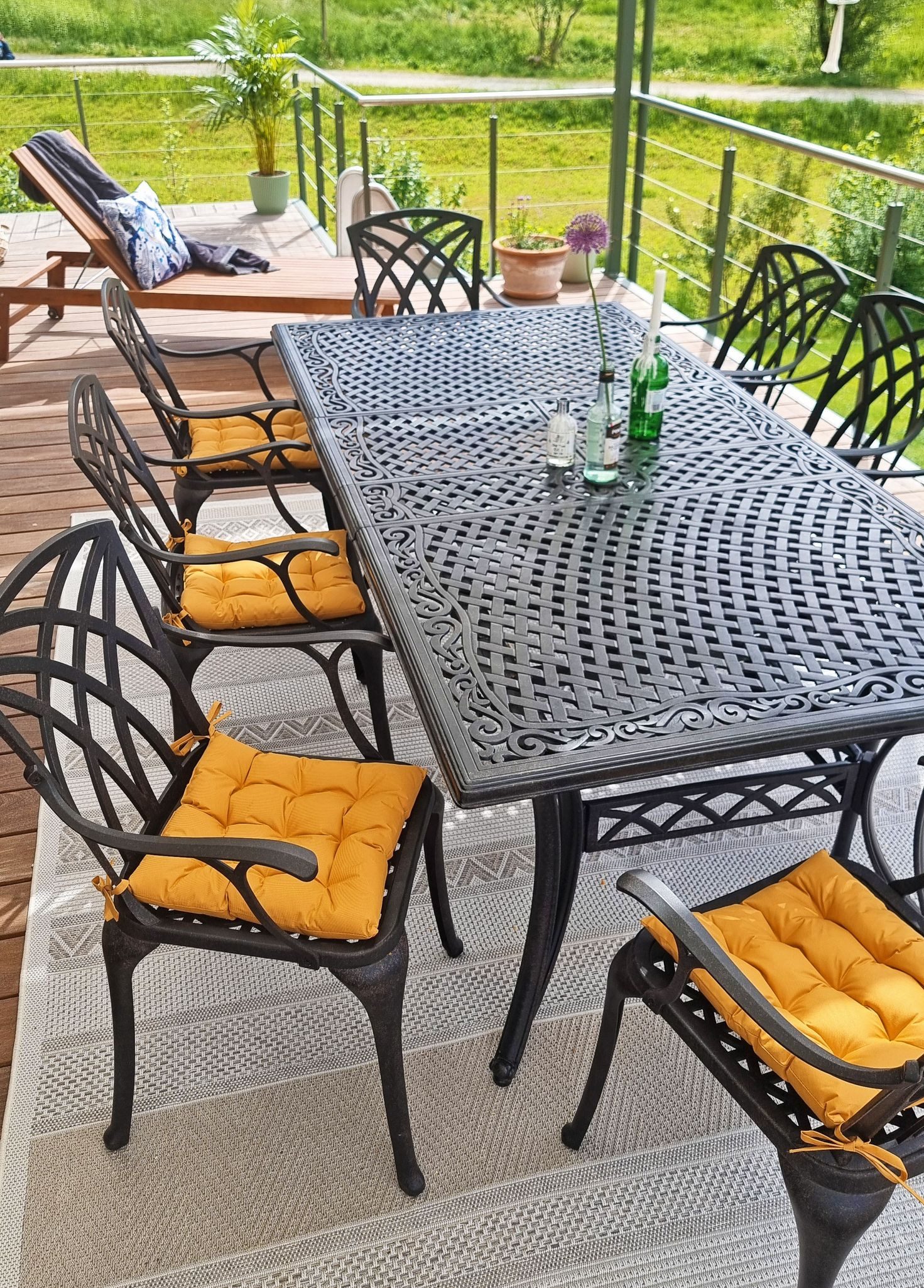 JACK Stuhlkissen JACK Outdoor 38x38cm Sitzkissen Lounge Kissen Sitzkissen Wasserfest, mit Lotus Effekt, robust, strapazierfähig, für Innen & Außen