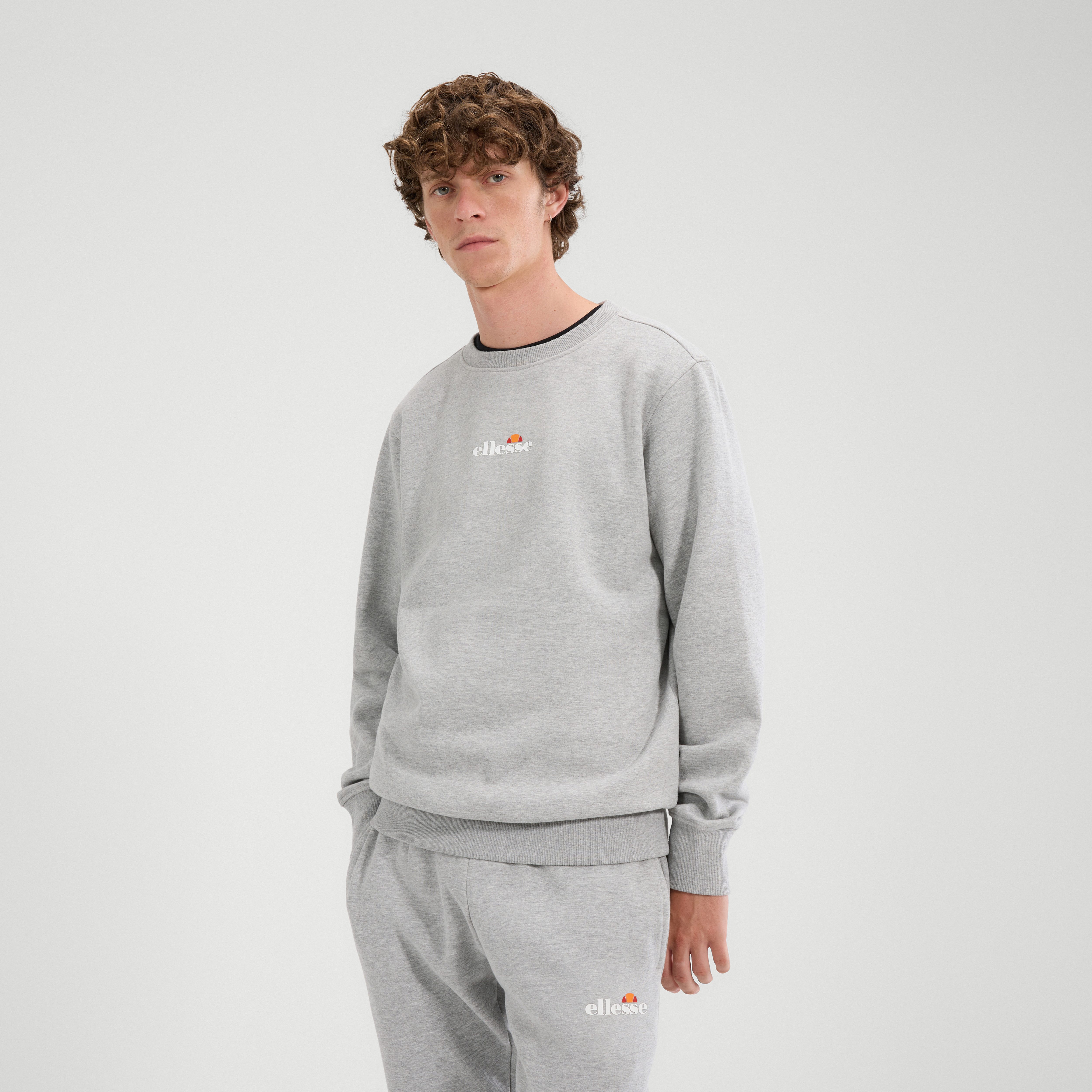 Ellesse Sweatshirt KIAMTO 2 SWEATSHIRT (1-tlg)