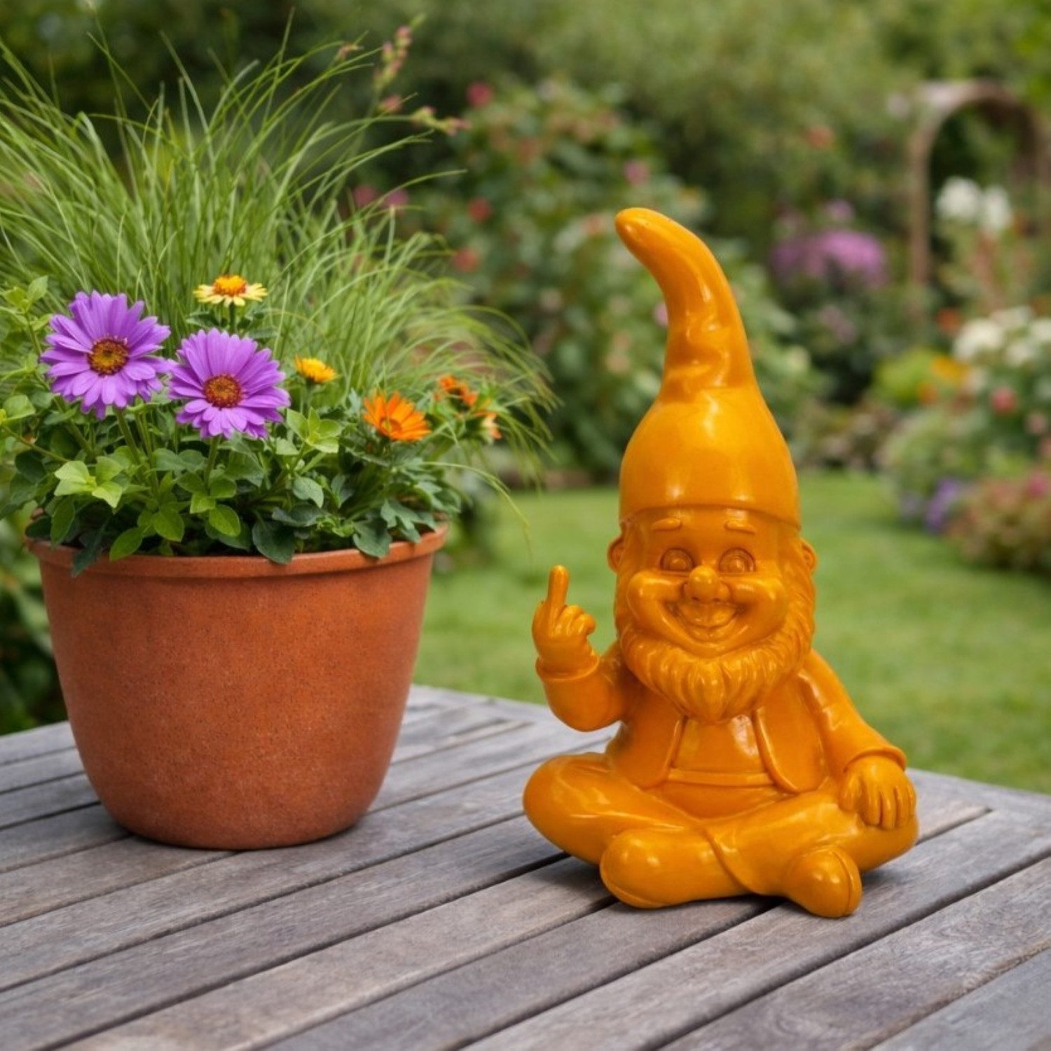 Online-Fuchs Gartenfigur für außen - Lustiger Gartenzwerg mit Mittelfinger - 21 cm groß, (moderne Farben, wetterfest), humorvolle Geschenkidee für Gartenfreunde