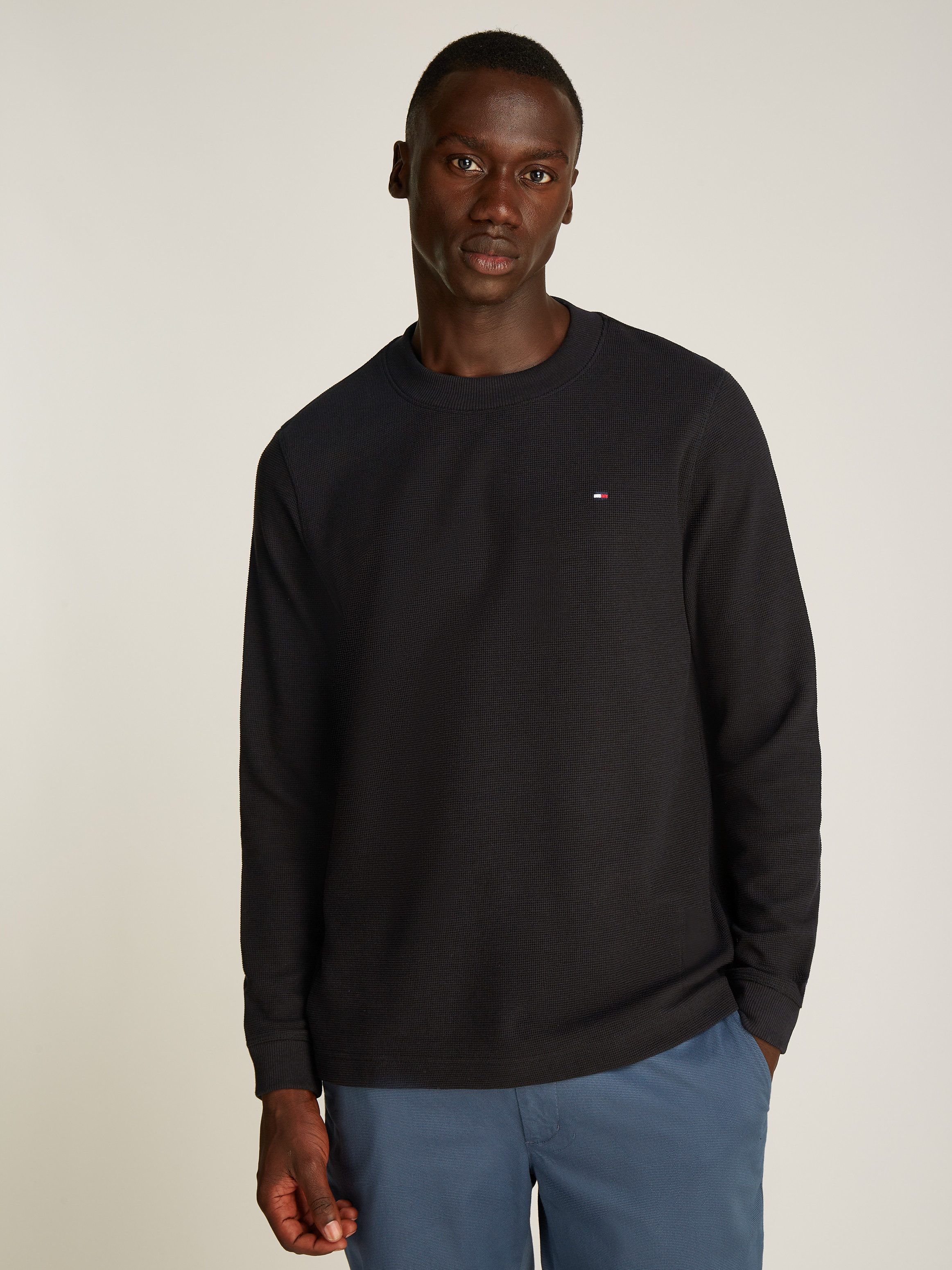 Tommy Hilfiger Rundhalspullover TEXTURED LS TEE mit Rundhalsausschnitt