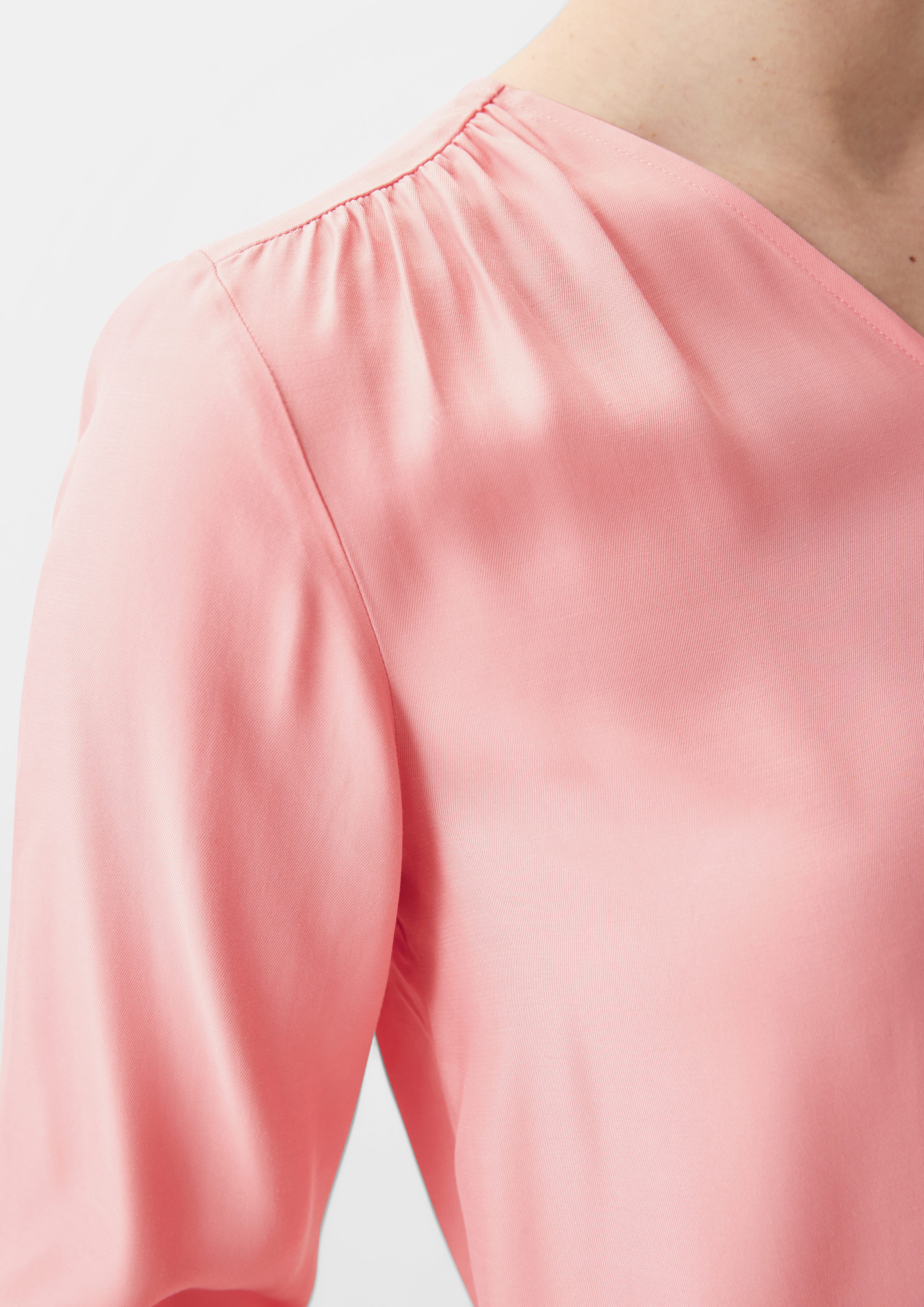 Comma Langarmbluse Viskosebluse mit V-Ausschnitt Raffung günstig online kaufen