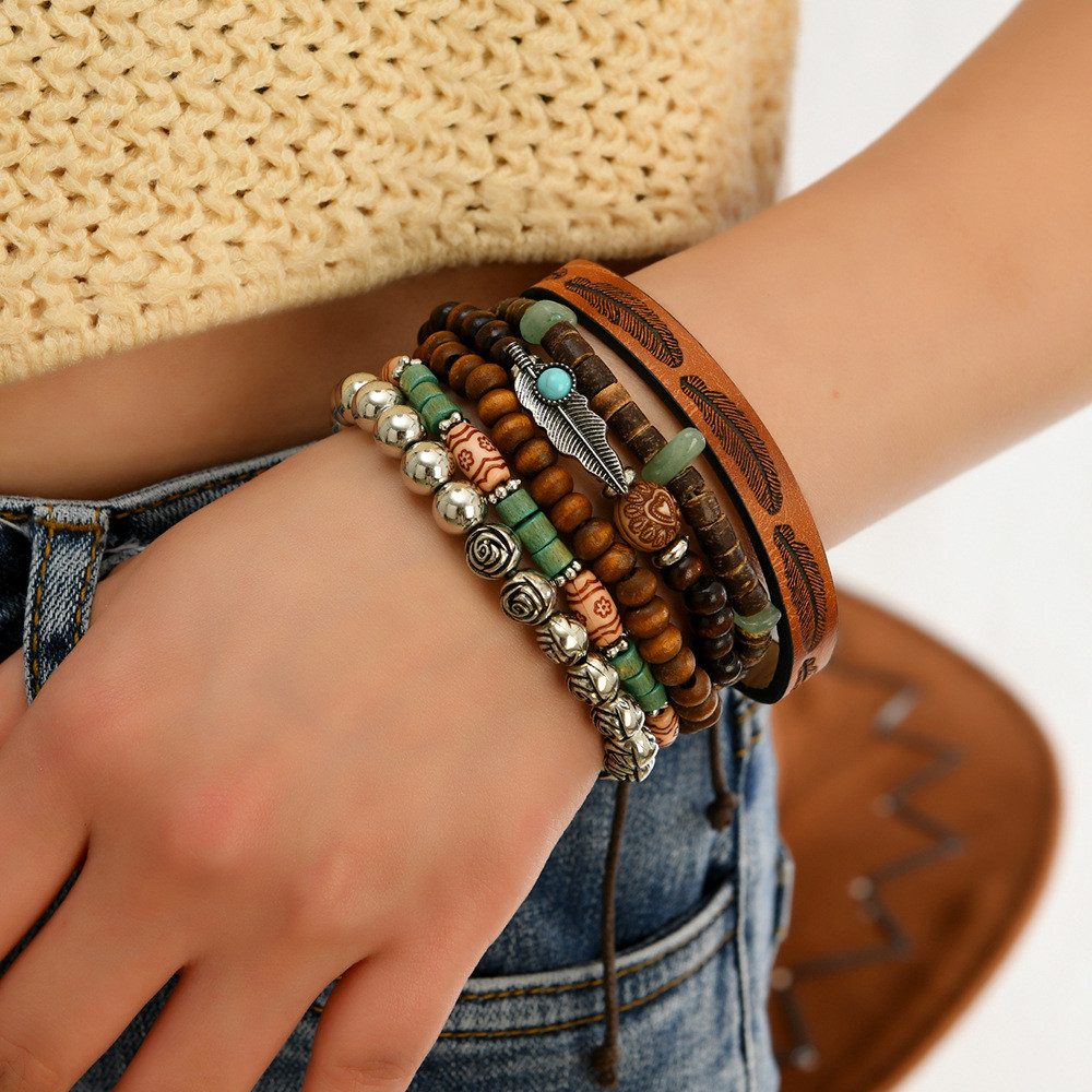Armband Boho Vintage Armband Set mit Holzperlen, Lederarmband & Feder-Anhänger