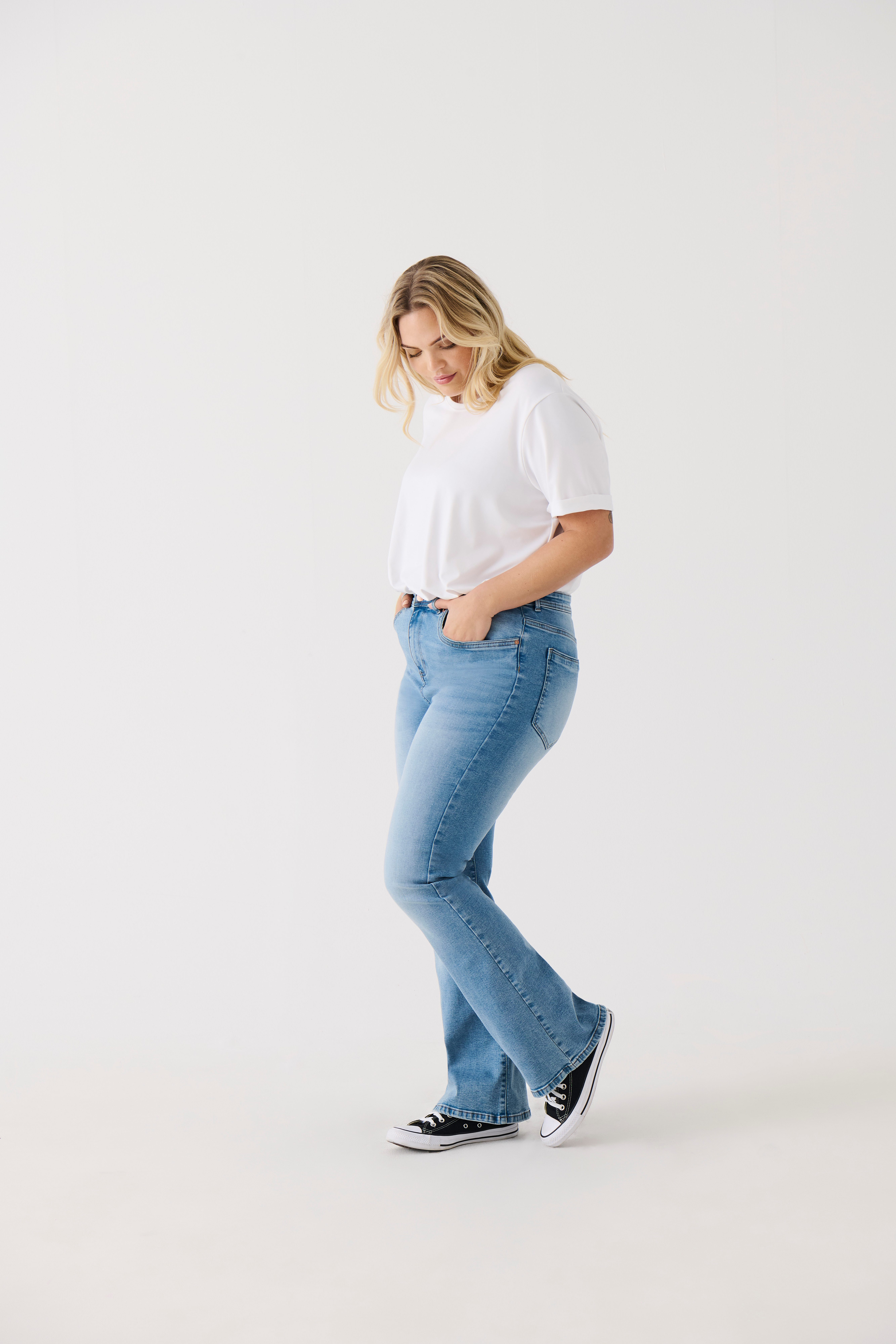 ONLY CARMAKOMA Bootcut-Jeans CARSALLY HW SK günstig online kaufen