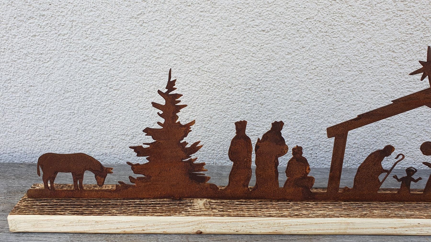 Krippe Nazareth Weihnachtsfigur Holzsockel auf BADEKO