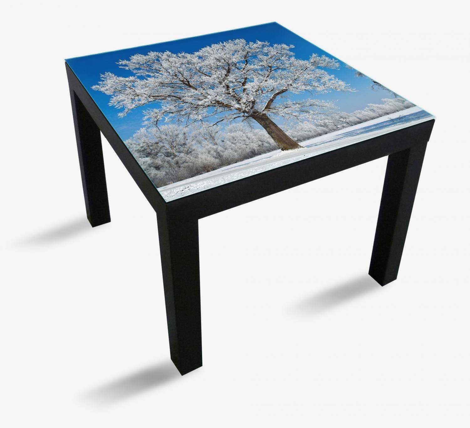 Wallario Tischplatte Schneebedeckter Baum mit blauen Himmel (1 St), für Ikea Lack Tisch geeignet