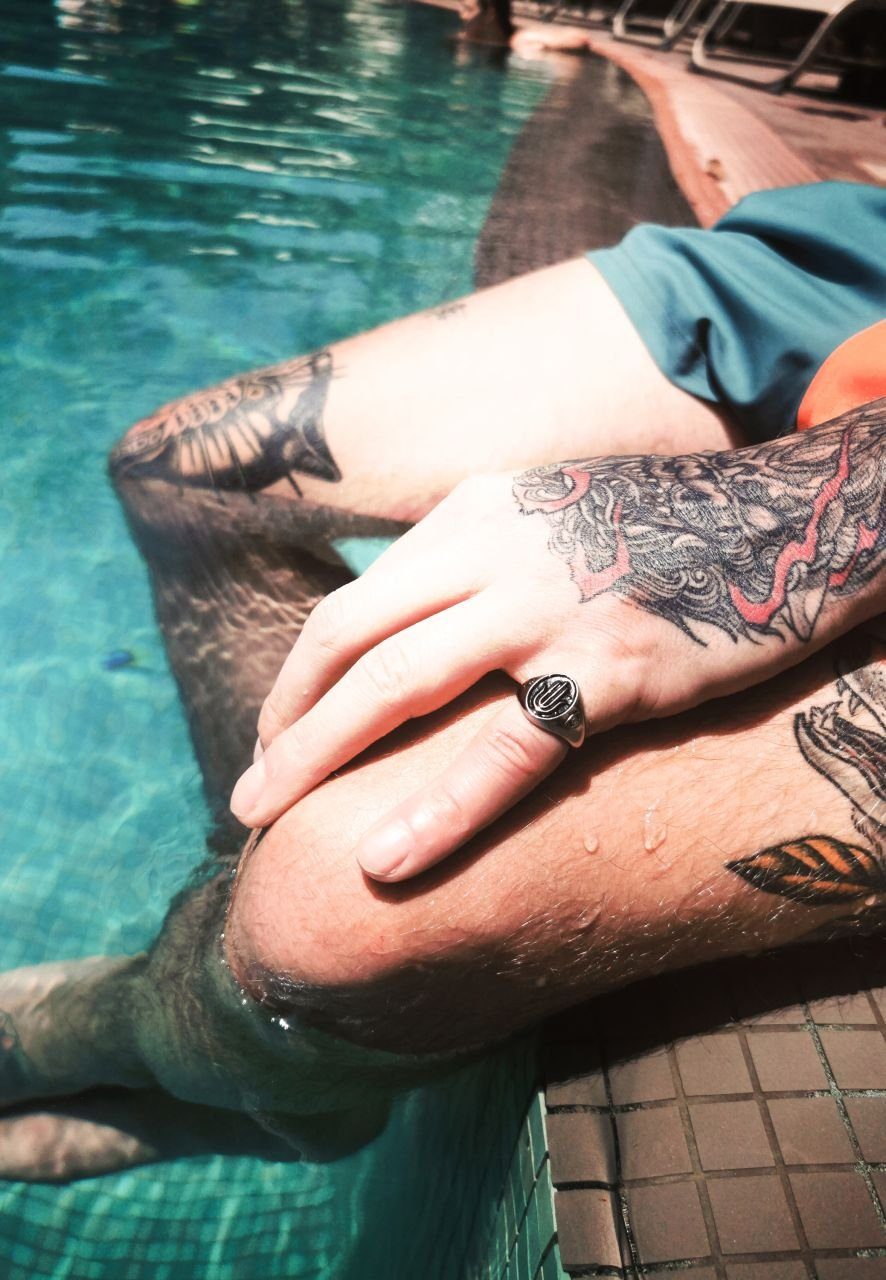 Akitsune Siegelring Hamsa Ring Silver EU 65 - UK V - US 11