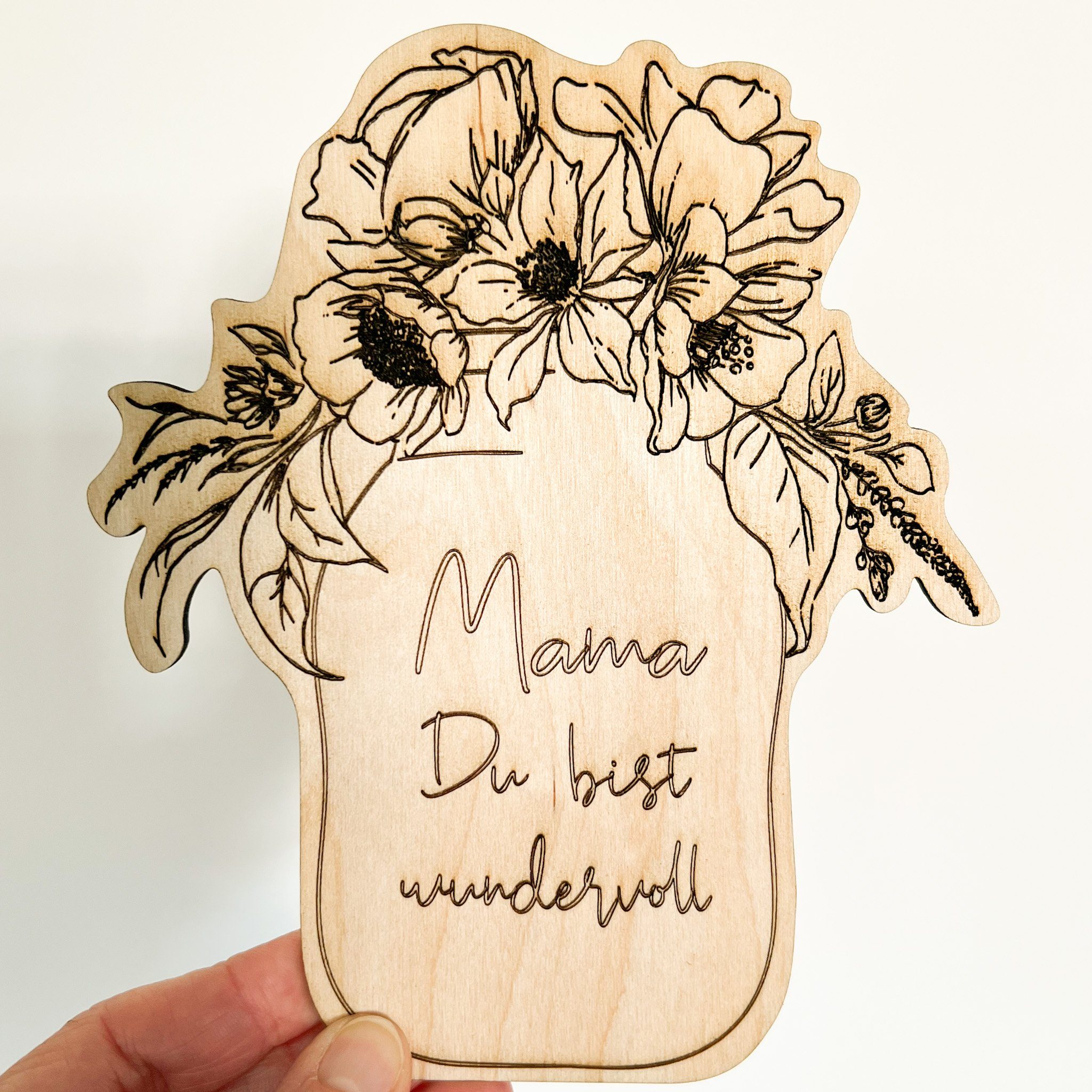 shopandmarry Postkarte Holz Postkarte zum Muttertag "Mama du bist wundervoll" | Grußkarten