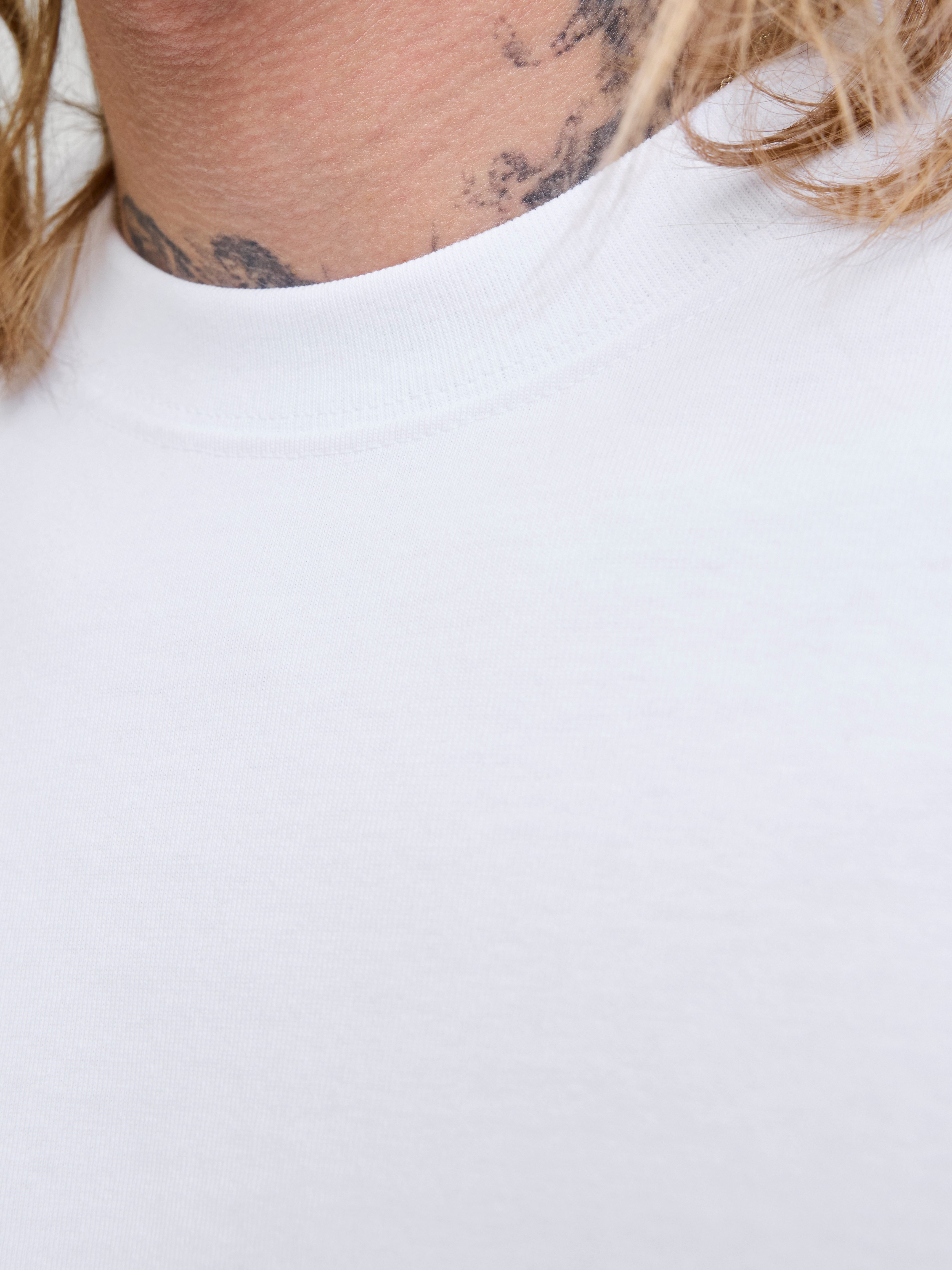 Jack & Jones Langarmshirt JJESOHO TEE LS CREW NECK NOOS