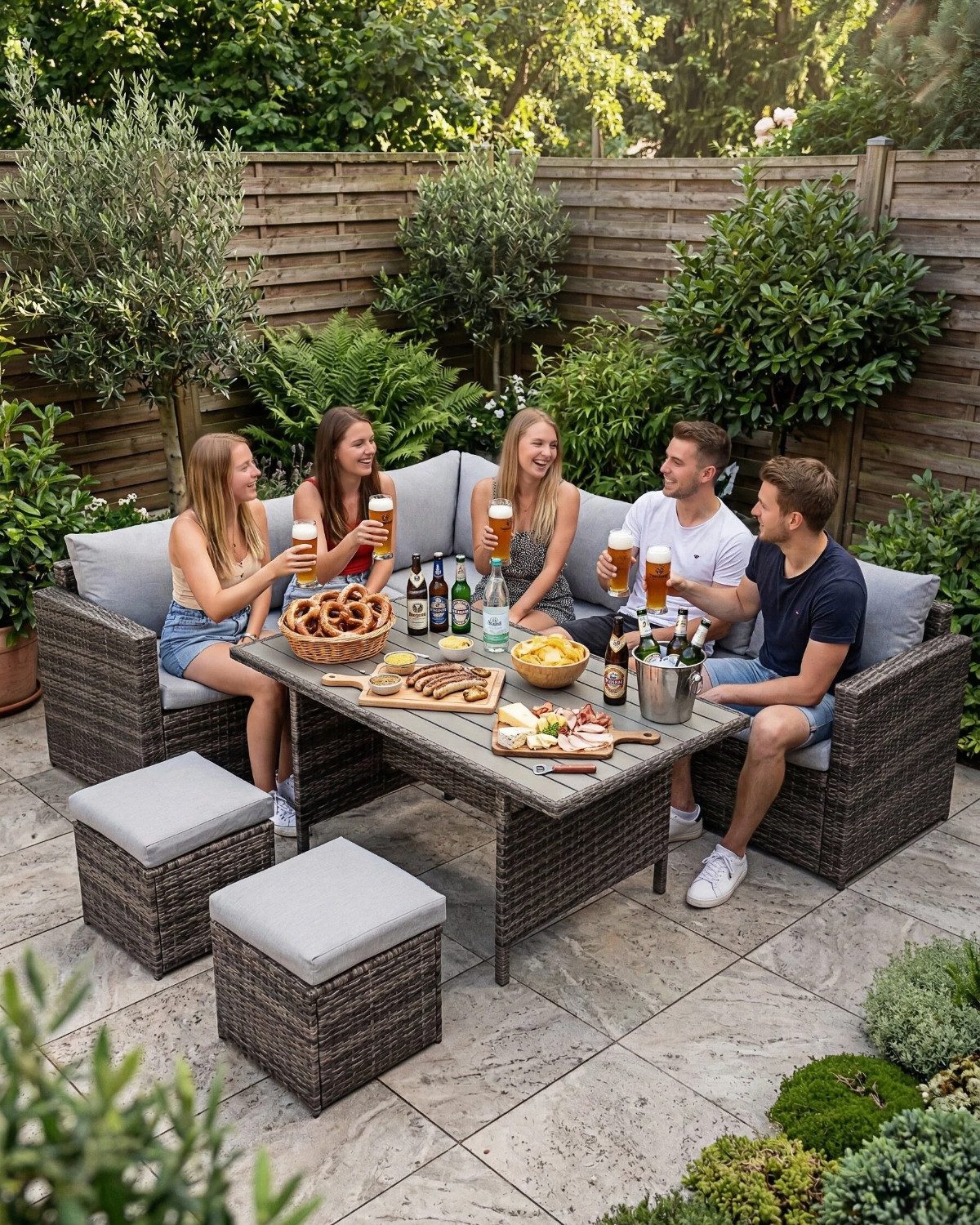 MeXo Loungeset Rattan Gartenmöbel Set 8 Personen Wetterfest, (Esstisch breit 132x76x67cm, 7-tlg., Belastbarkeit pro Sitzplatz bis zu 140kg), Gartenlounge Set mit Esstisch, Verbreiterte Armlehne