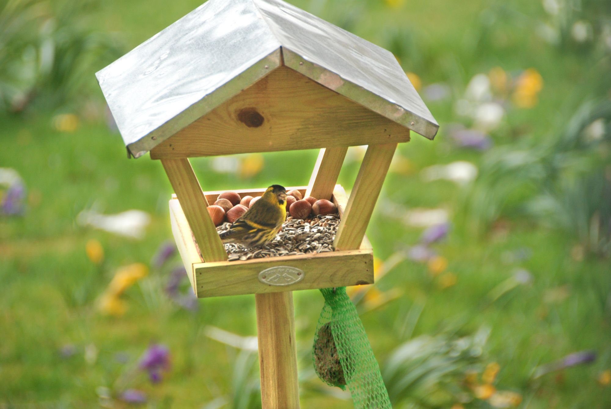 Vogelfutterhaus Holzstab BV Esschert auf Vogelhaus, mit Dach Design