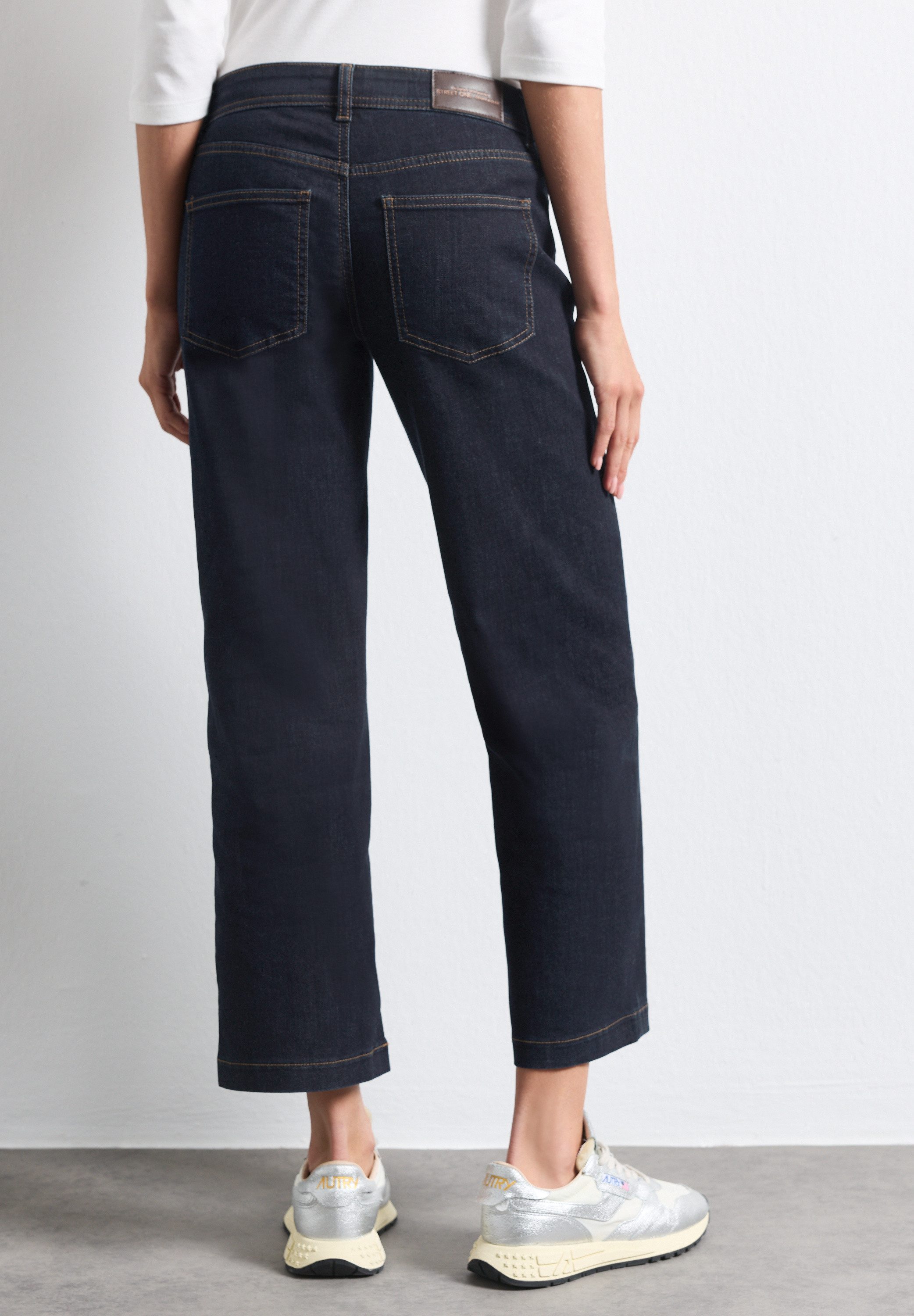 STREET ONE Straight-Jeans Style Amalia im Rinsed-Look / Stretch