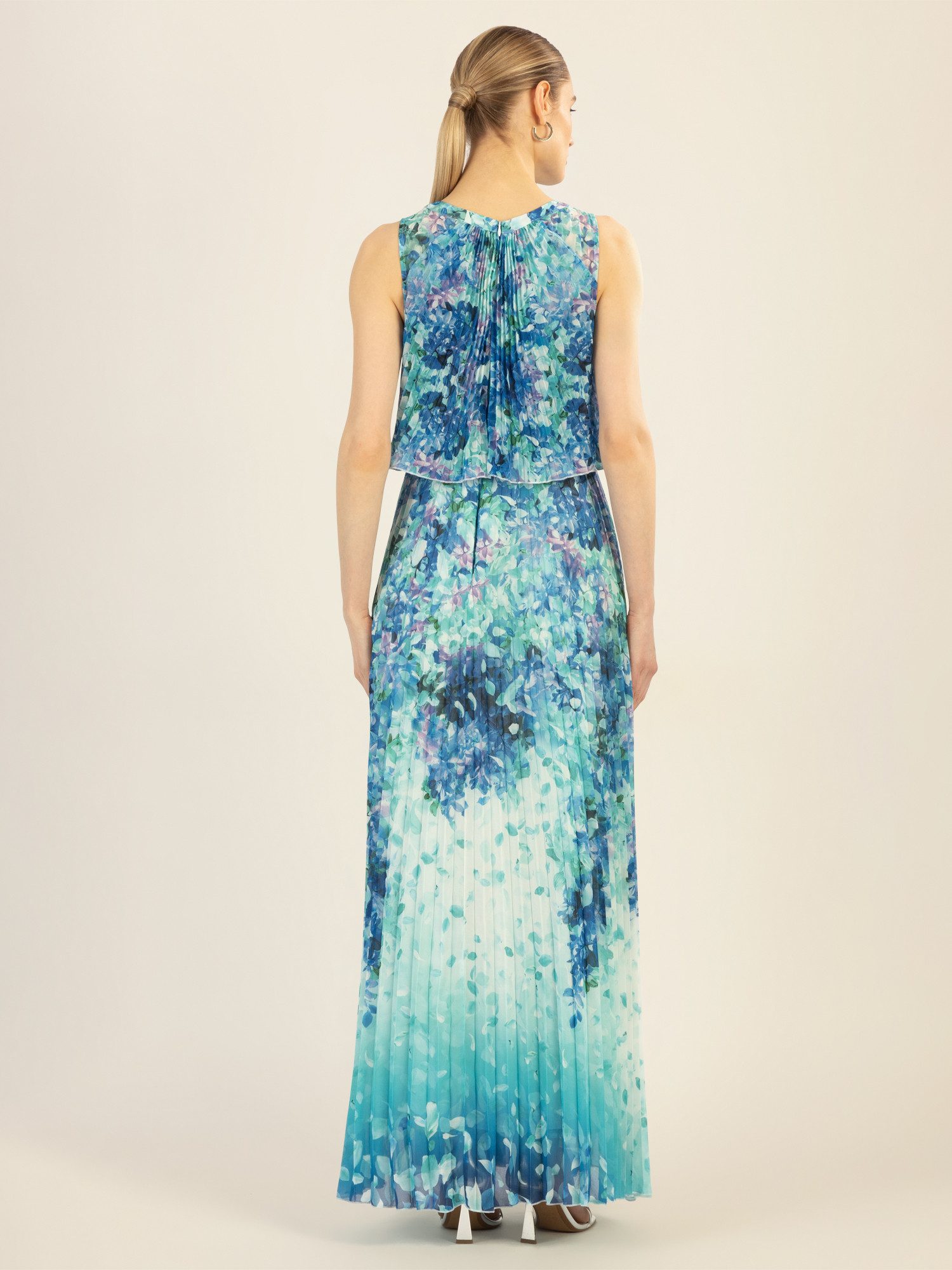 Apart Abendkleid mit allover Blumendruck