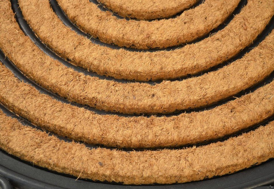 Kai Wiechmann Fußmatte Premium Fußabtreter halbrund 76 x 46 cm als Tür Schmutzfangmatte, halbrund, antibakterieller und rutschfester Türvorleger