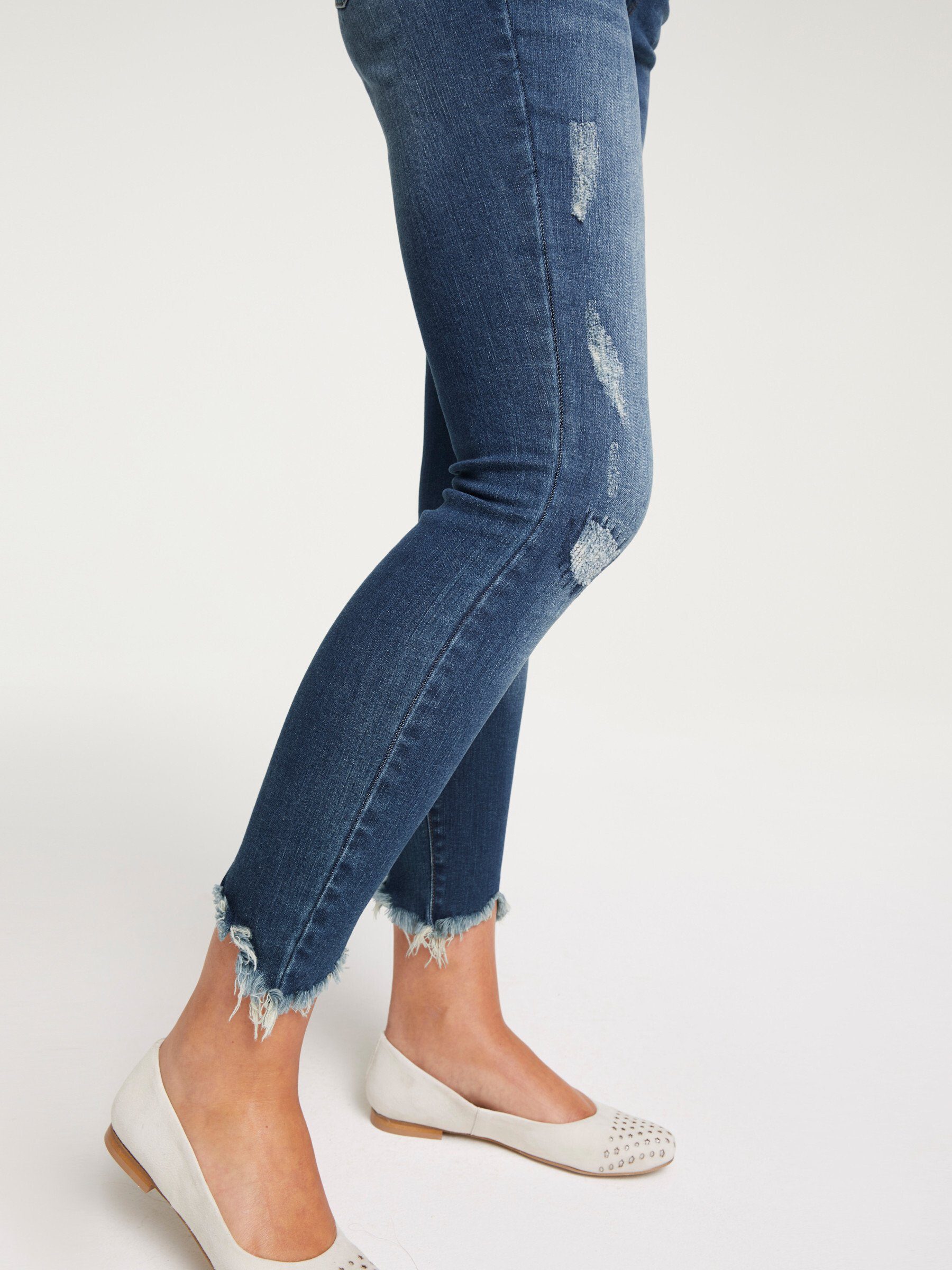 heine Bequeme Jeans Bauchweg-Jeans erhöht – Bild 5 von 5