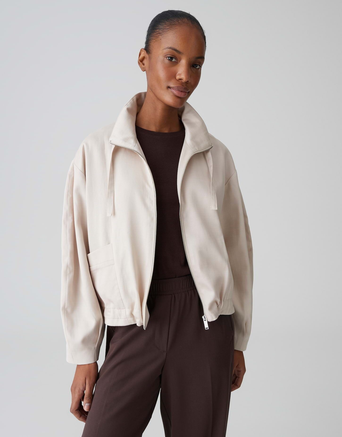 OPUS Jackenblazer Urbaner Blouson Urbaner Blouson Loose Fit Weite Passform, Tunnelzug im Saum, Ballonärmel