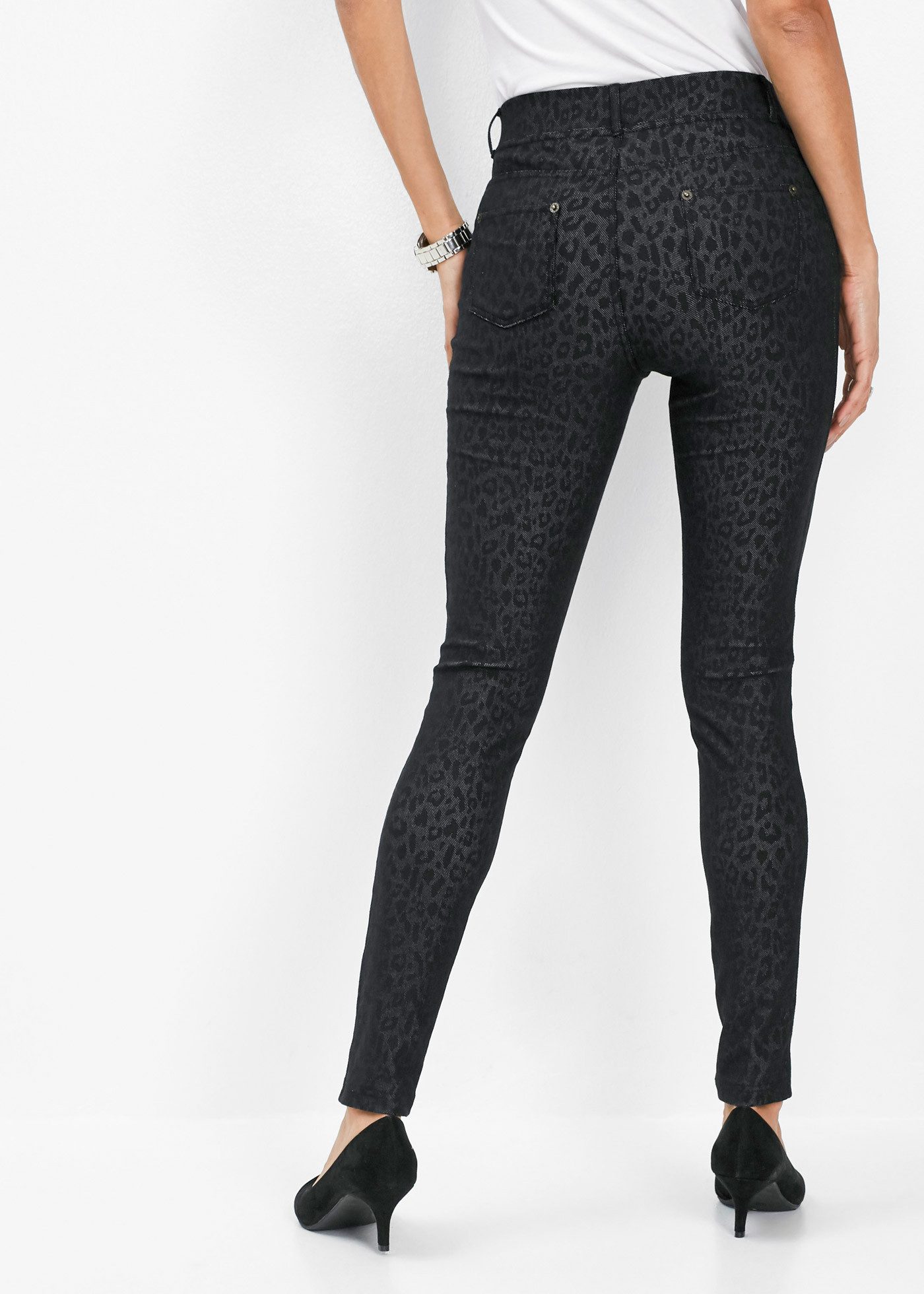 bonprix Jeansjeggings Skinny Fit, aus Baumwolle, Polyester und Elasthan, mit Leo-Druck