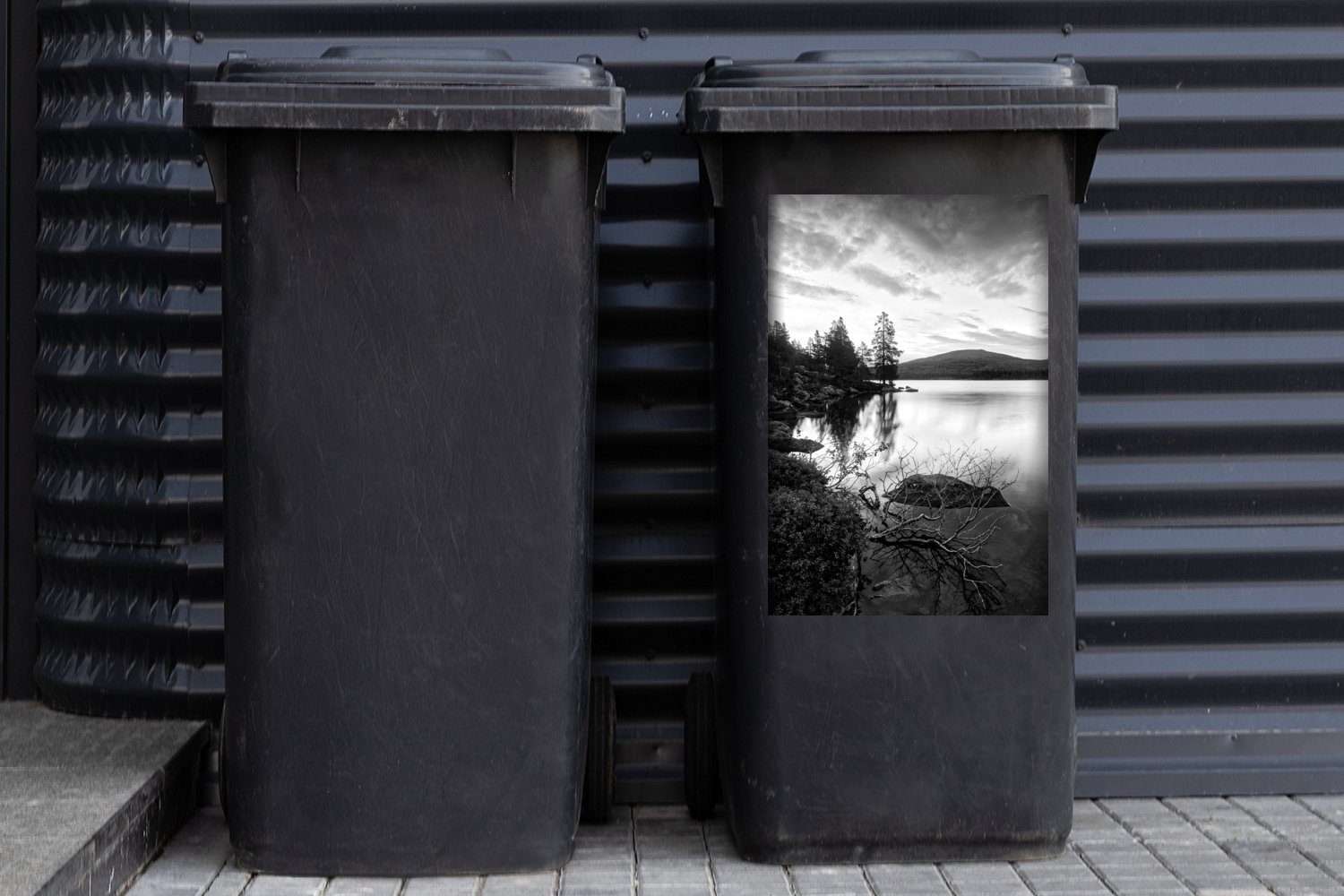Wandsticker Meer Sticker, am weiß Abfalbehälter und St), (1 schwarz Mülleimer-aufkleber, Mülltonne, MuchoWow Sonnenaufgang - Container,