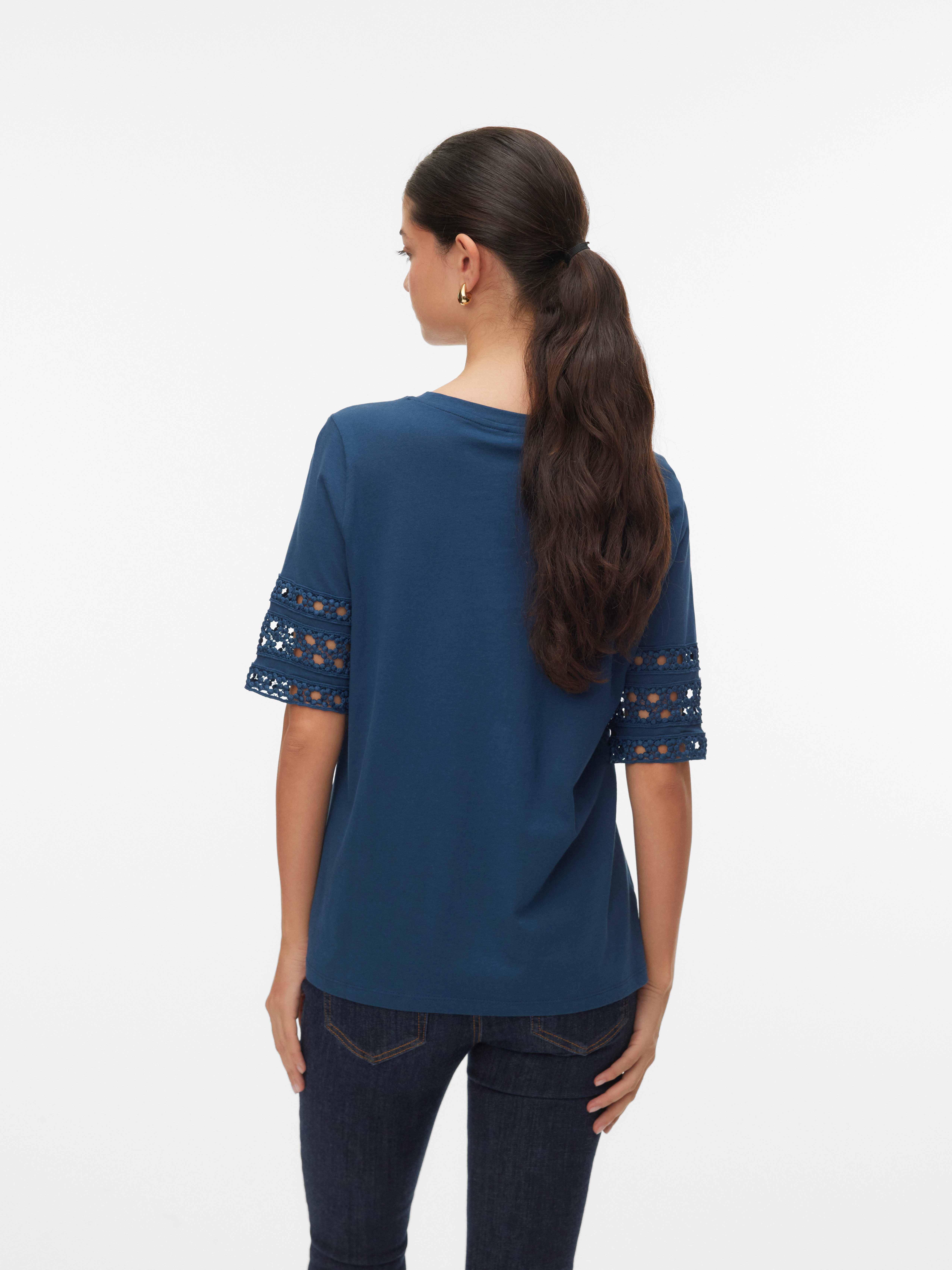 Vero Moda T-Shirt VMIVACY 2/4 O-NECK TOP JRS BTQ mit Lochstickerei günstig online kaufen