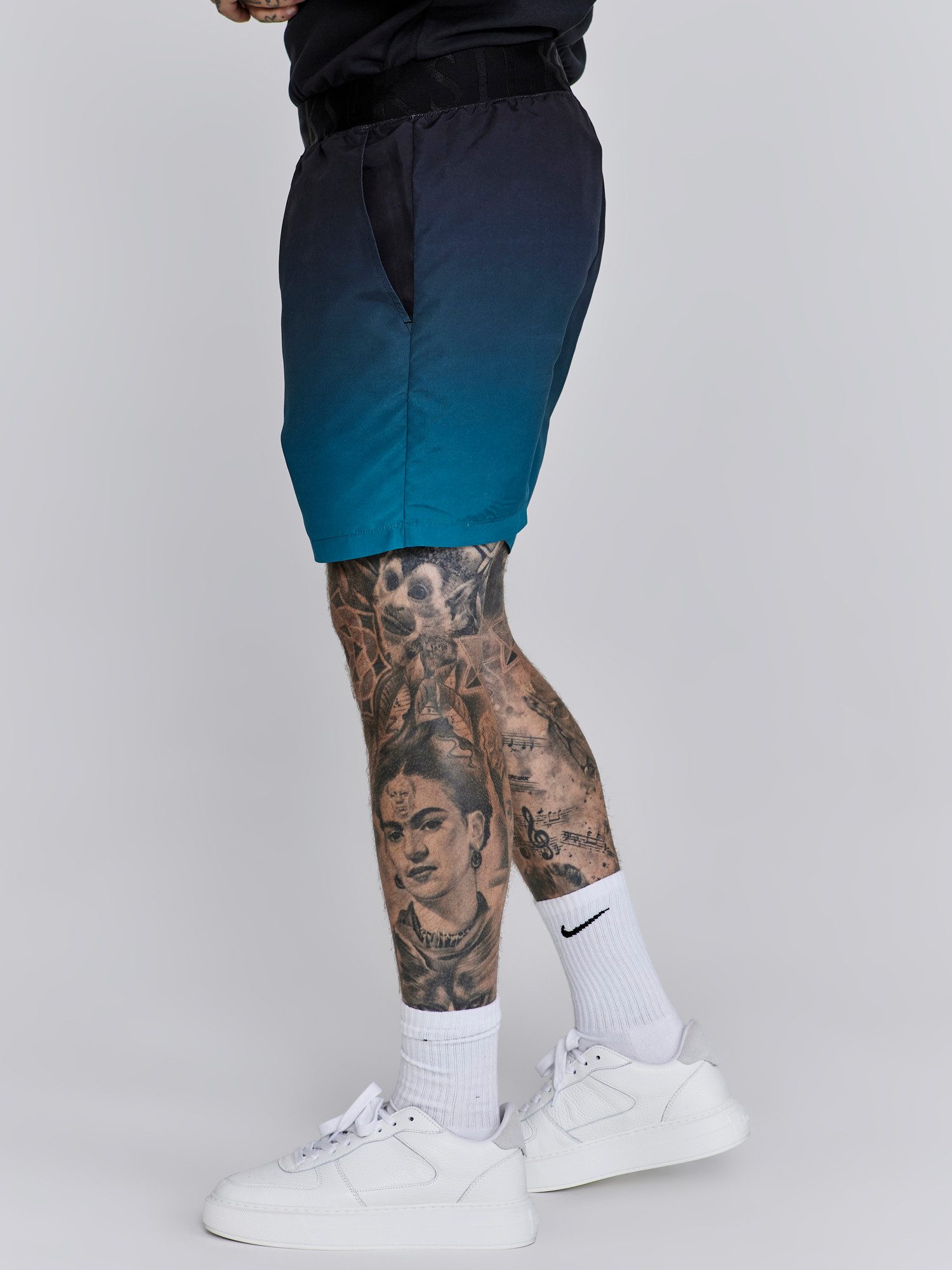 Siksilk Badeshorts SikSilk Herren Schwarz-Türkis Verlauf Badeshorts günstig online kaufen