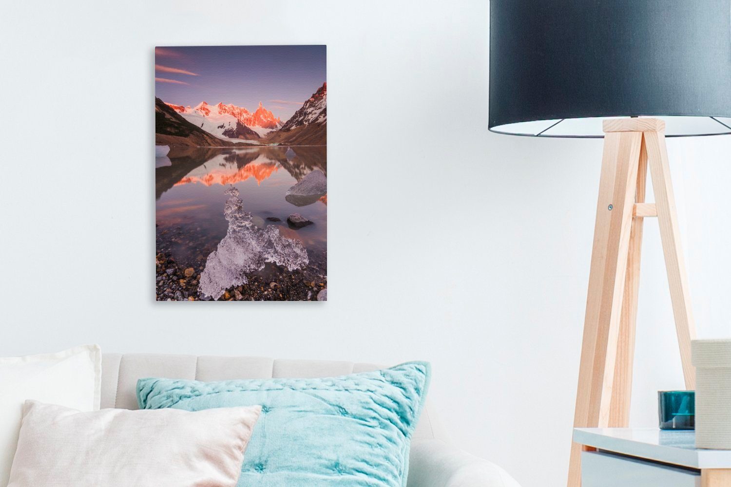 inkl. Gemälde, Berg Cerro (1 Chaltén auf Leinwandbild 20x30 OneMillionCanvasses® Zackenaufhänger, mit Leinwandbild cm im, Sonnenaufgang Eisschollen bespannt dem fertig St),