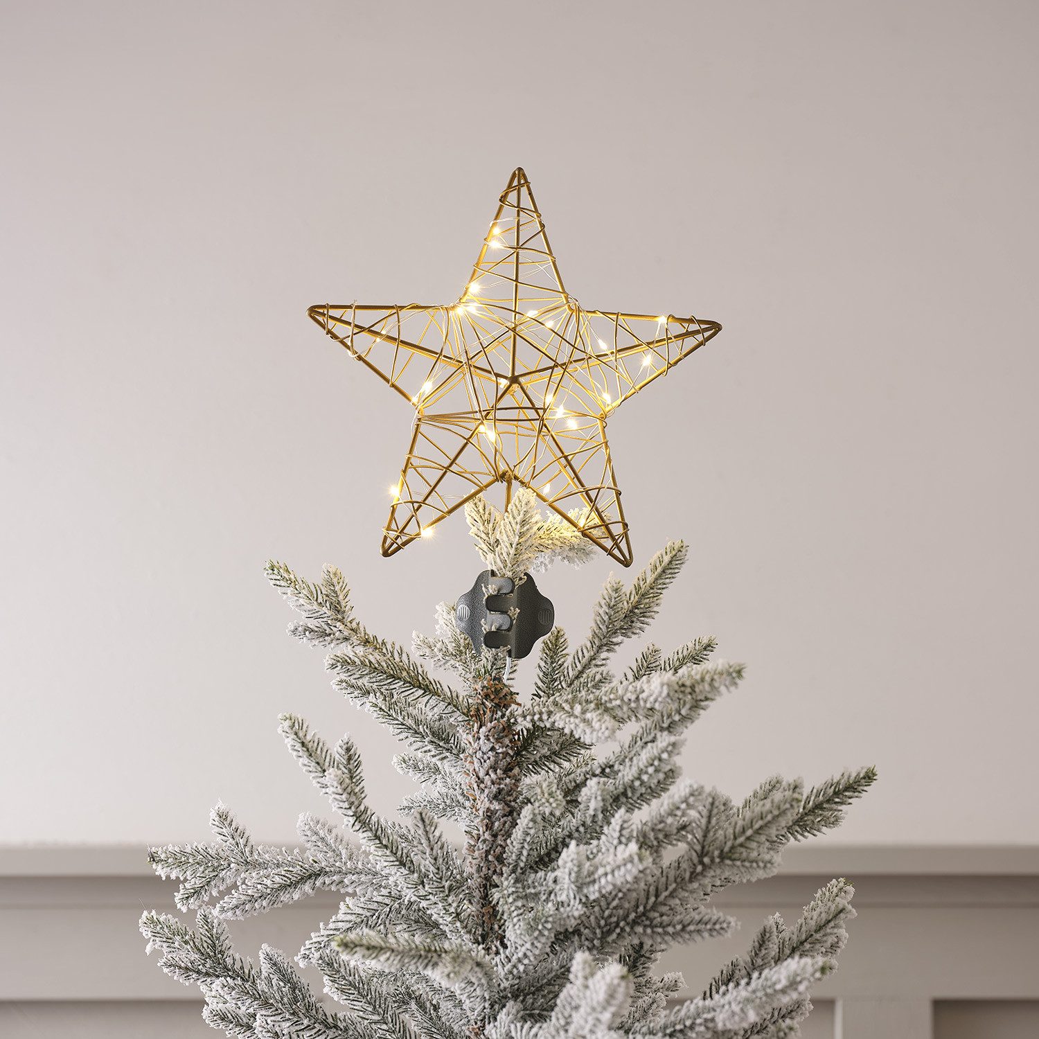 Lights4fun LED Stern LED Metall Stern Weihnachtsbaumspitze gold