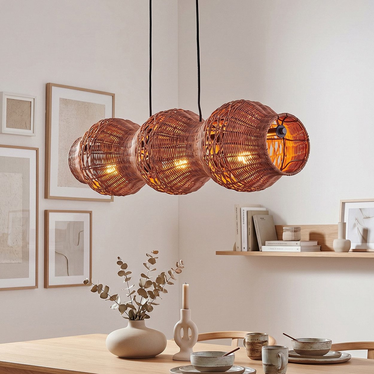 hofstein Pendelleuchte Hängelampe aus Metall/Rattan in Schwarz/Naturfarben/Braun, ohne Leuchtmittel, Hängeleuchte im skandinavischen Design, Boho-Style, max. 170 cm, 3xE27