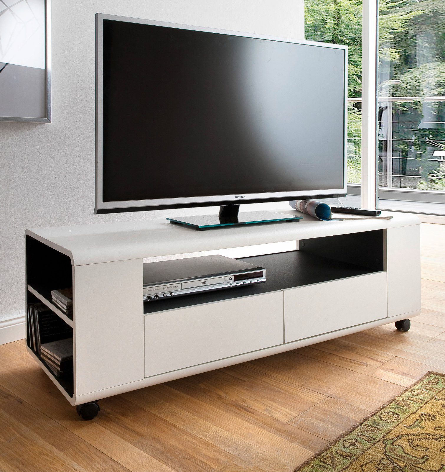 auf Chessey furniture (TV Rollen, in schwarz, Stauraum und Unterschrank Lowboard weiß MCA 120 mit viel Breite cm),