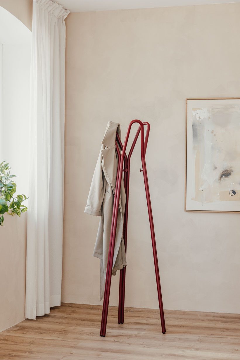 Metallbude Garderobenständer CHARLES, platzsparende Standgarderobe, robustes und minimalistisches Design