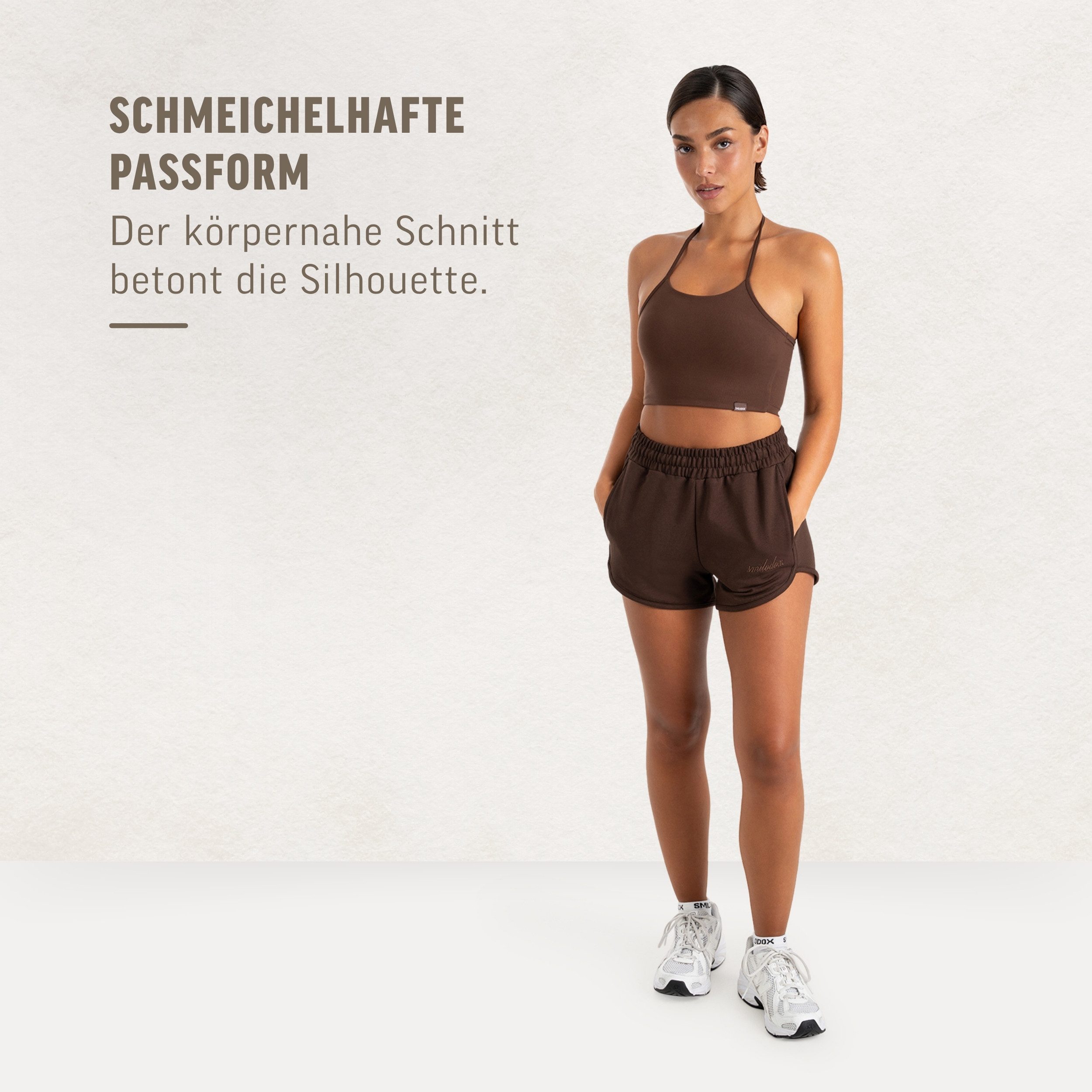 Smilodox Sport-BH Florea Damen, Neckholder Top, Slim Fit, Stretch, für Gym & Freizeit Verstellbare Träger, Soft Touch, Stretch, Figurbetont