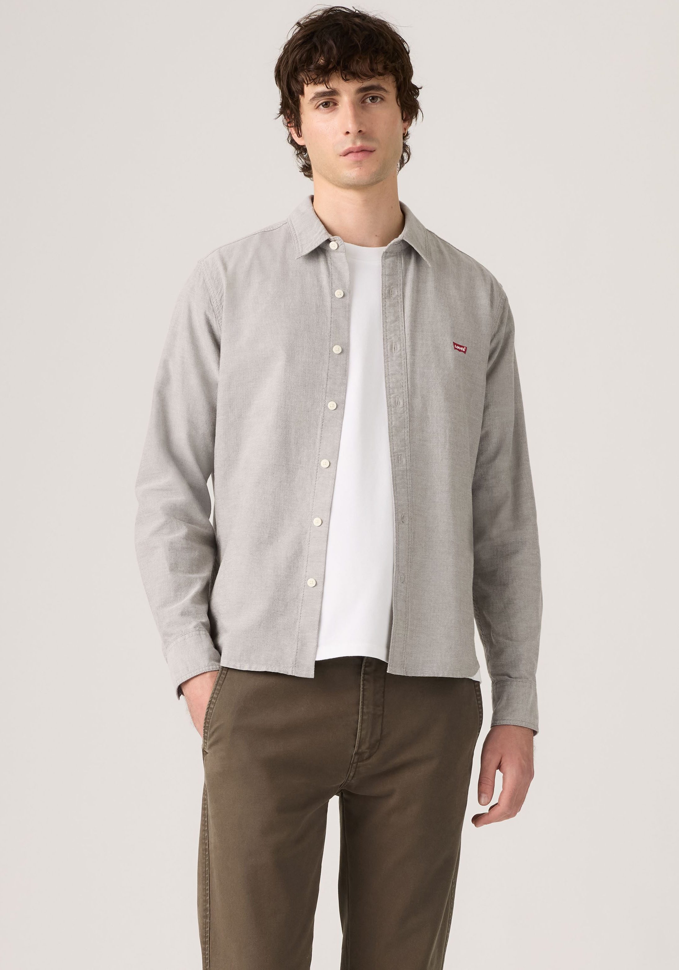 Levi's® Langarmhemd CLS BATTERY HM SHIRT - STANDARD mit abgerundetem Saum