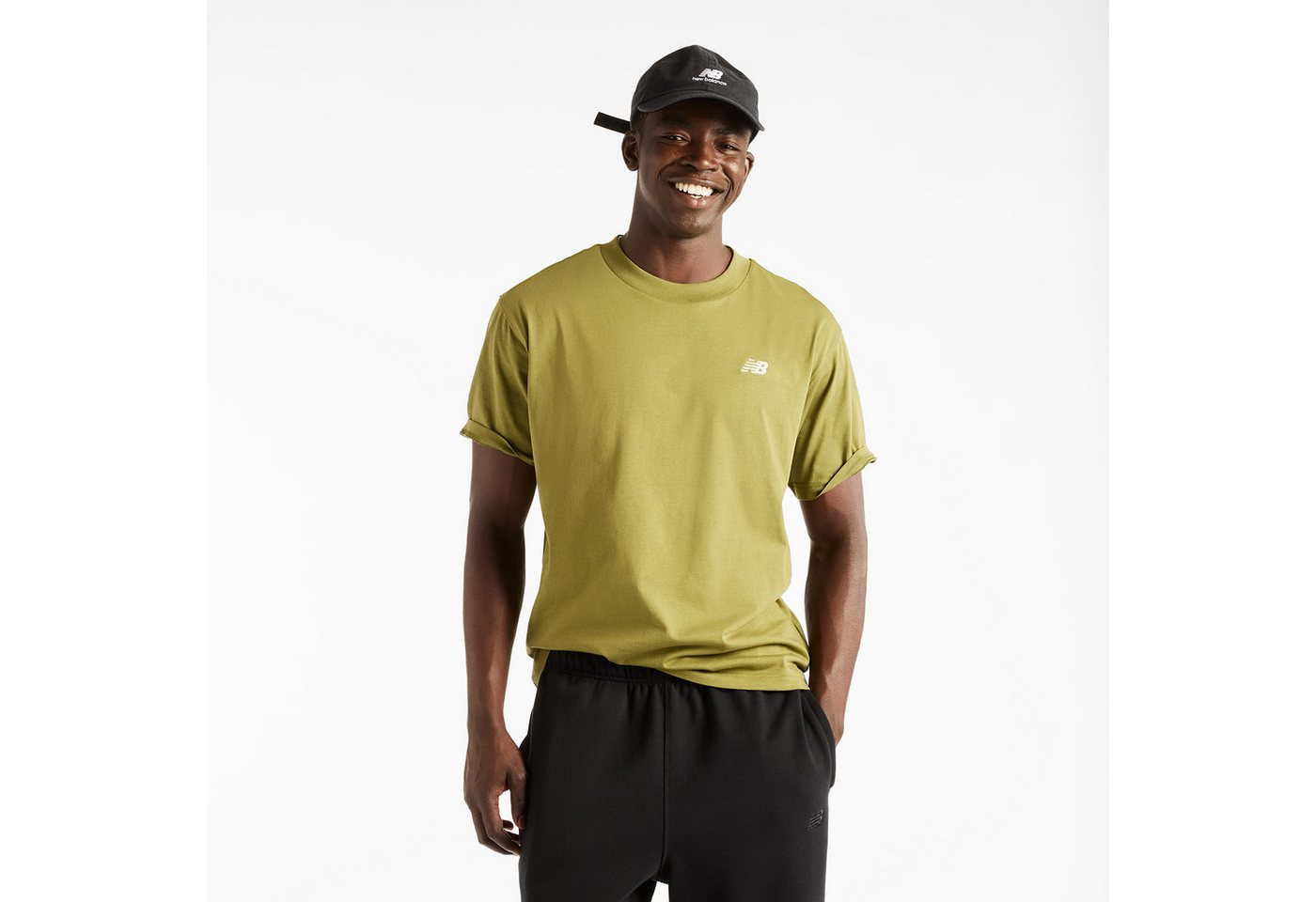 New Balance T-Shirt SPORT ESSENTIALS COTTON T-SHIRT sportlicher Stil, mit Rundhalsausschnitt, ohne Verschluss, Kurzarm