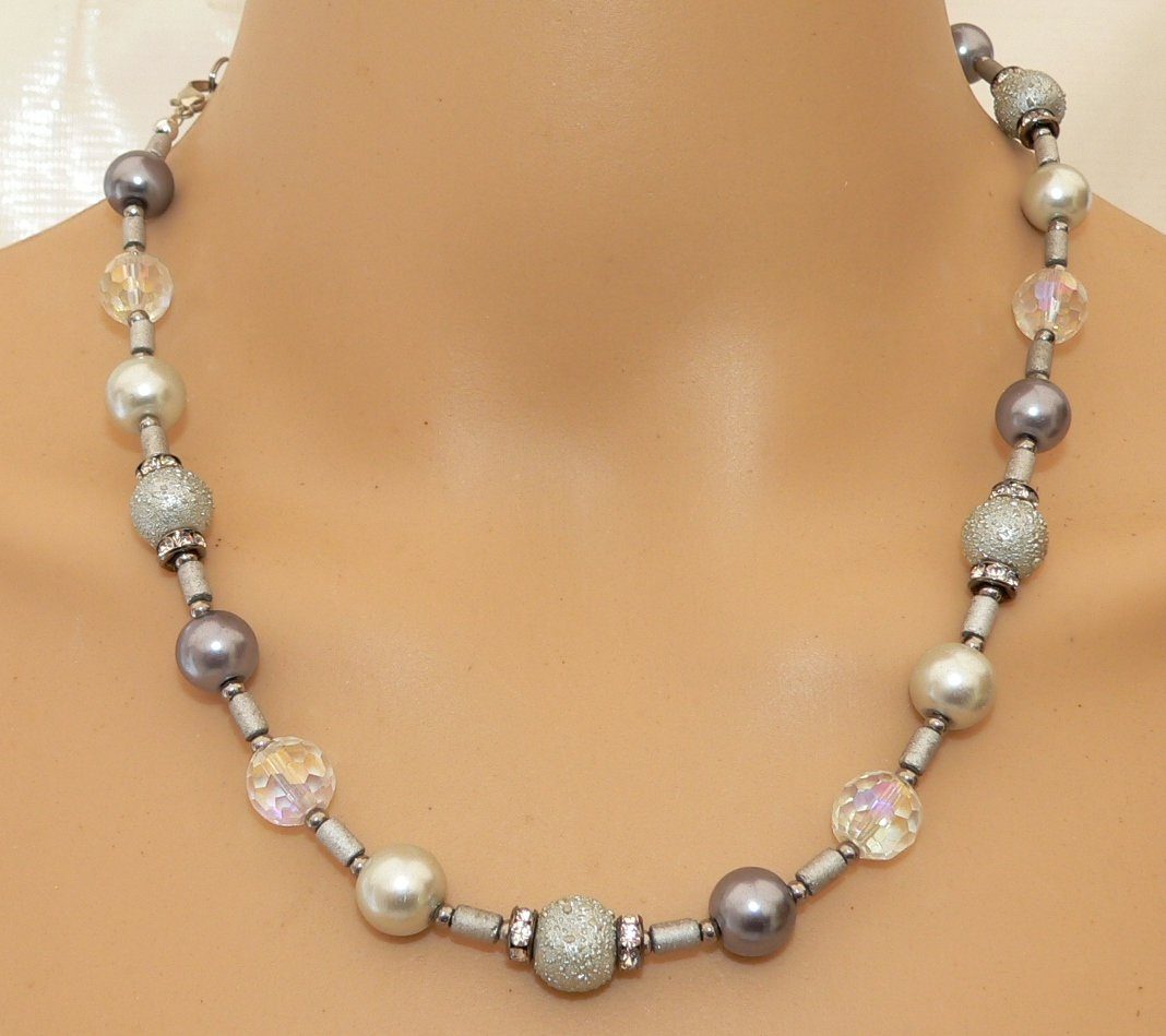 traumschmuck Collier 244d Halskette Perlenkette Glasperlen glänzend facetti günstig online kaufen