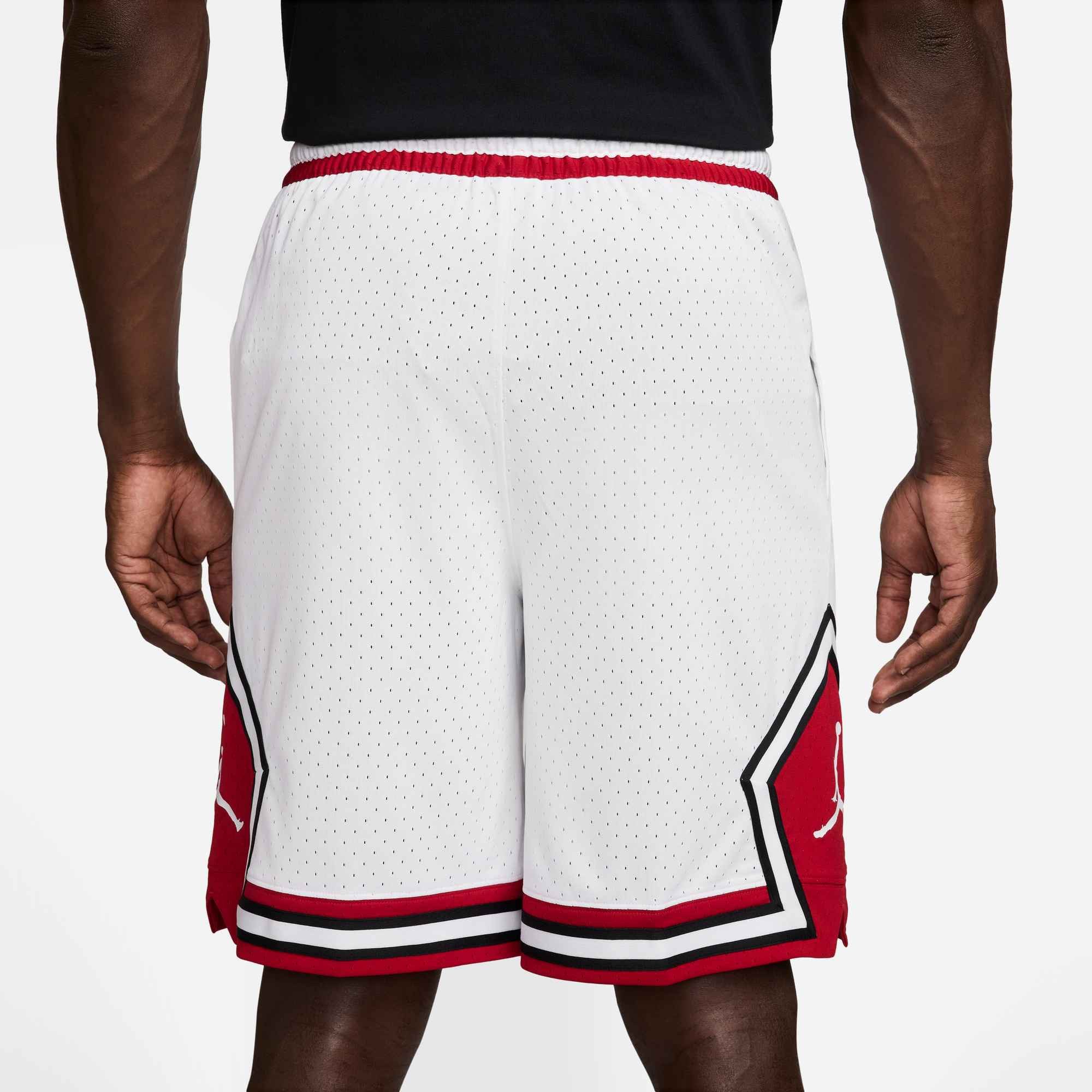 Jordan Trainingsshorts Jordan Sport Men's Dri-FIT 9" Diamond Shorts mit elastischem Bund mit Kordelzug, aus Mesh-Material, gerade Passform