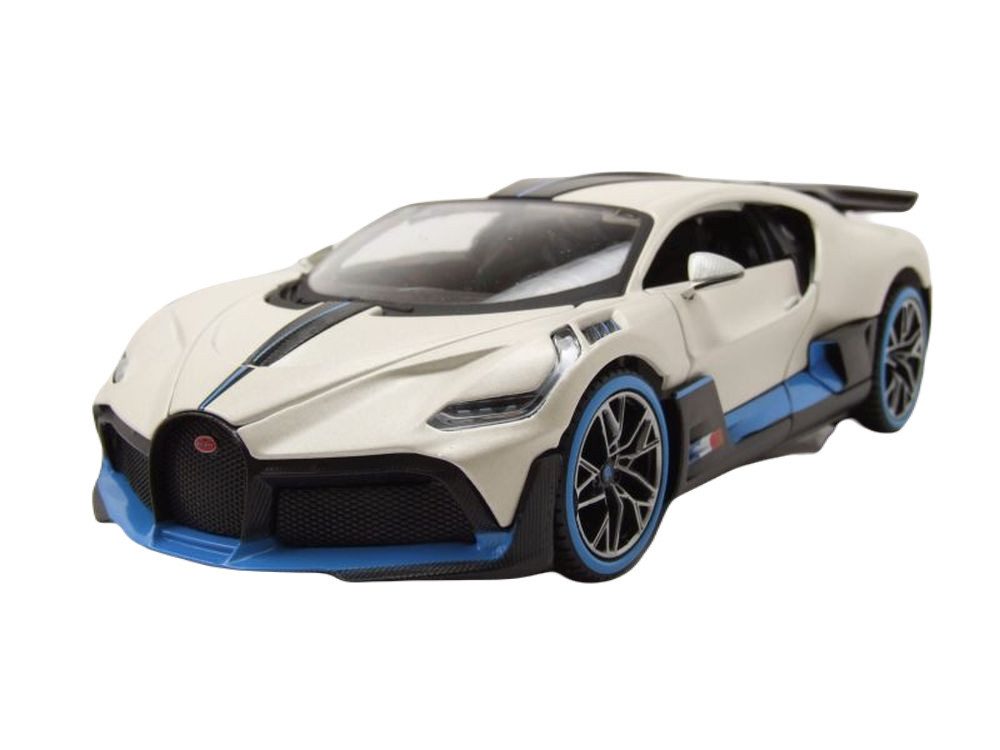 Maisto® Modellauto Bugatti Divo 2018 weiß, Maßstab 1:24