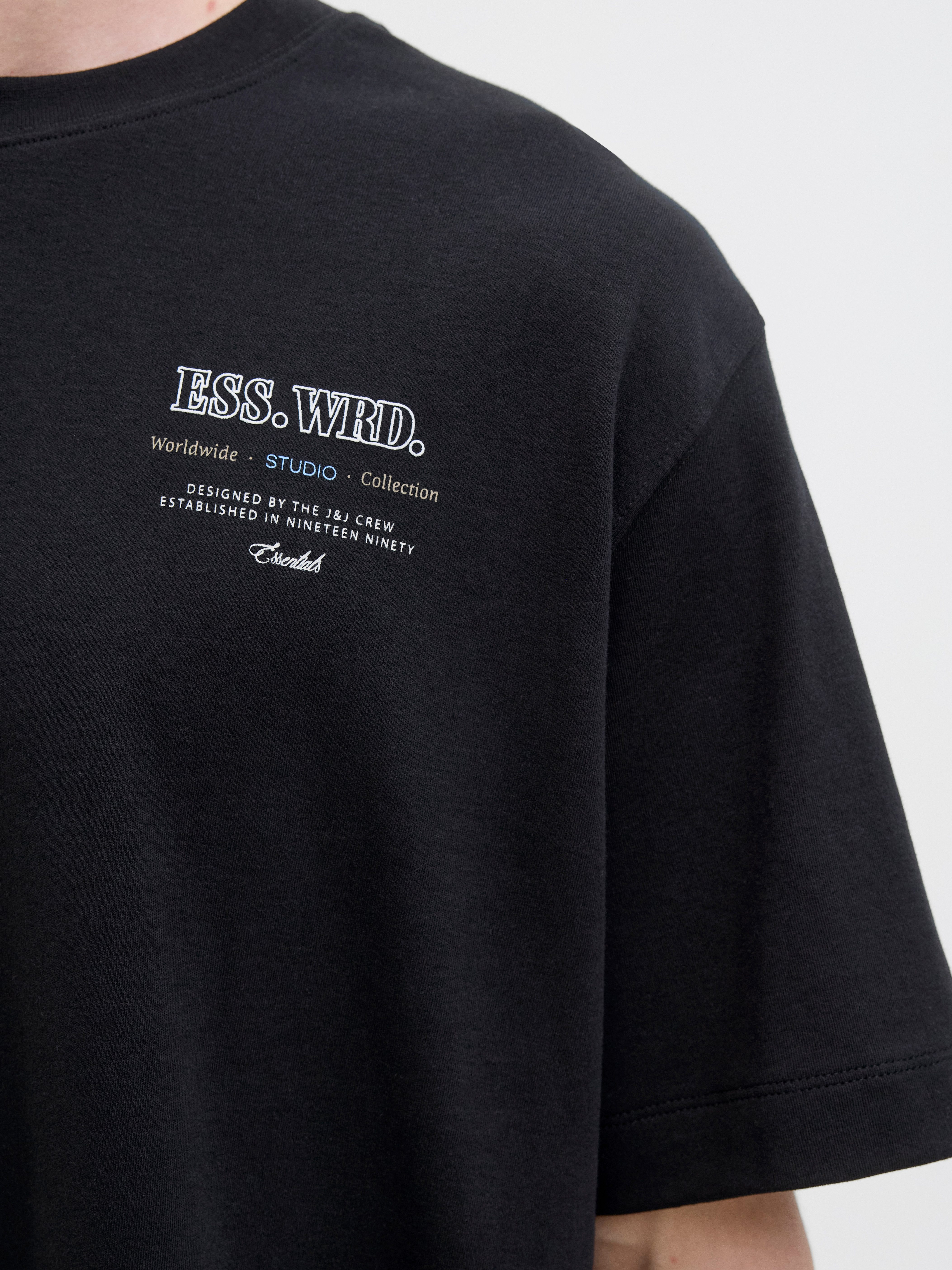 Jack & Jones Rundhalsshirt JJEURBAN EDGE STUDIO TEE SS O-NECK NOOS mit Front und Back Print – Bild 3 von 5