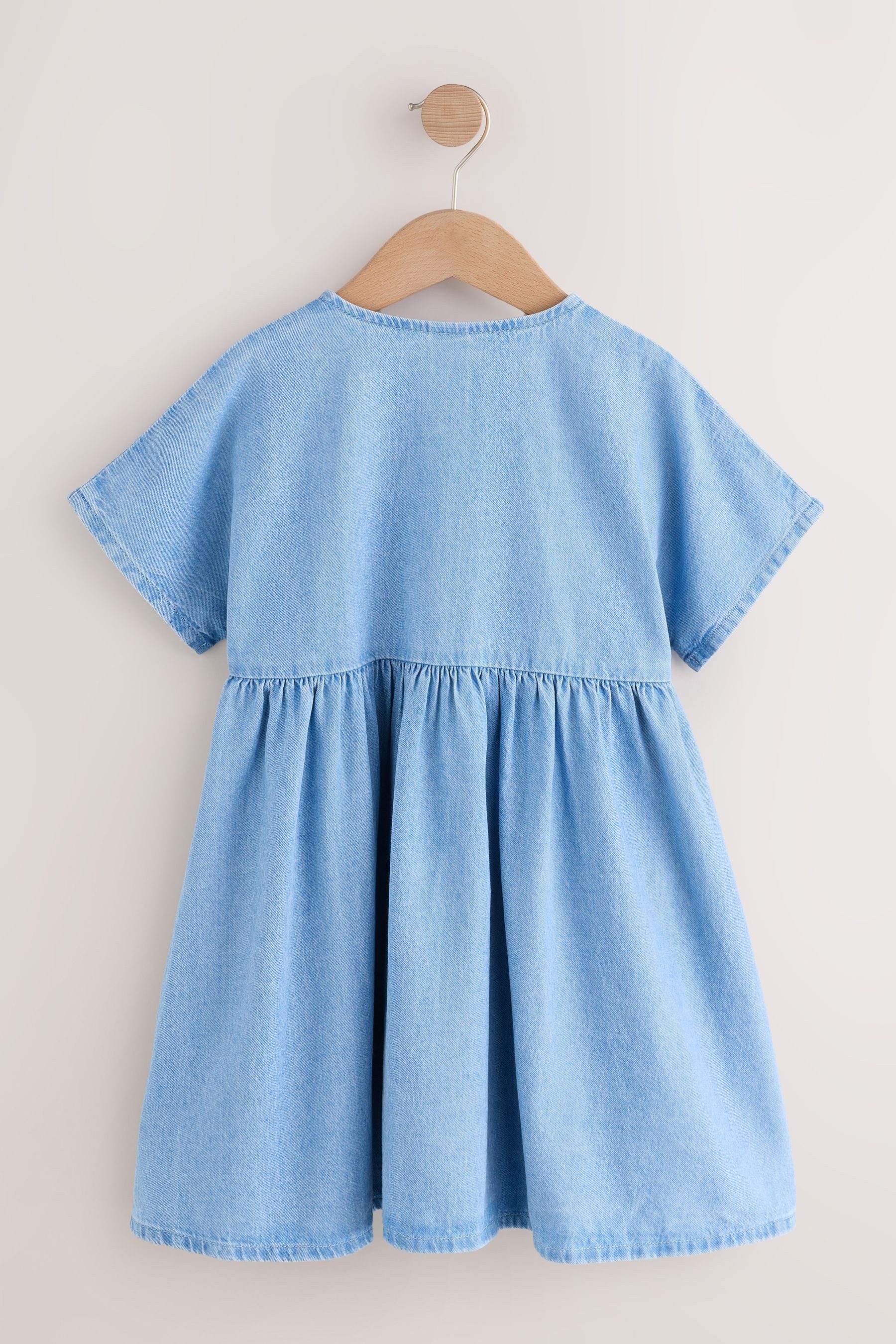 Next Jeanskleid Kurzärmeliges, durchgeknöpftes Denim-Kleid (1-tlg)