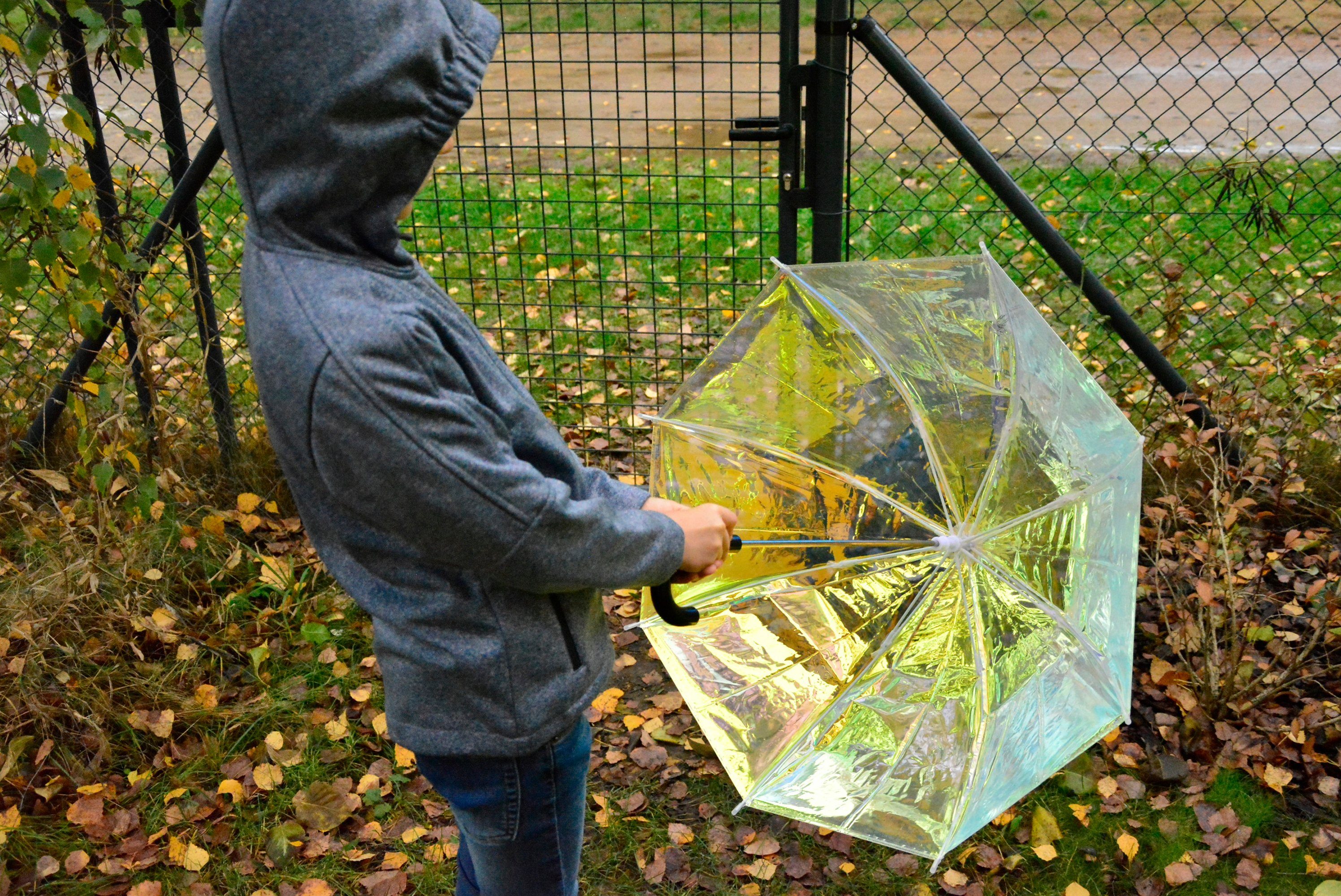 X-brella Stockregenschirm transparenter Glockenschirm für Mädchen, bunt schillernd in Gold und Pastellfarben