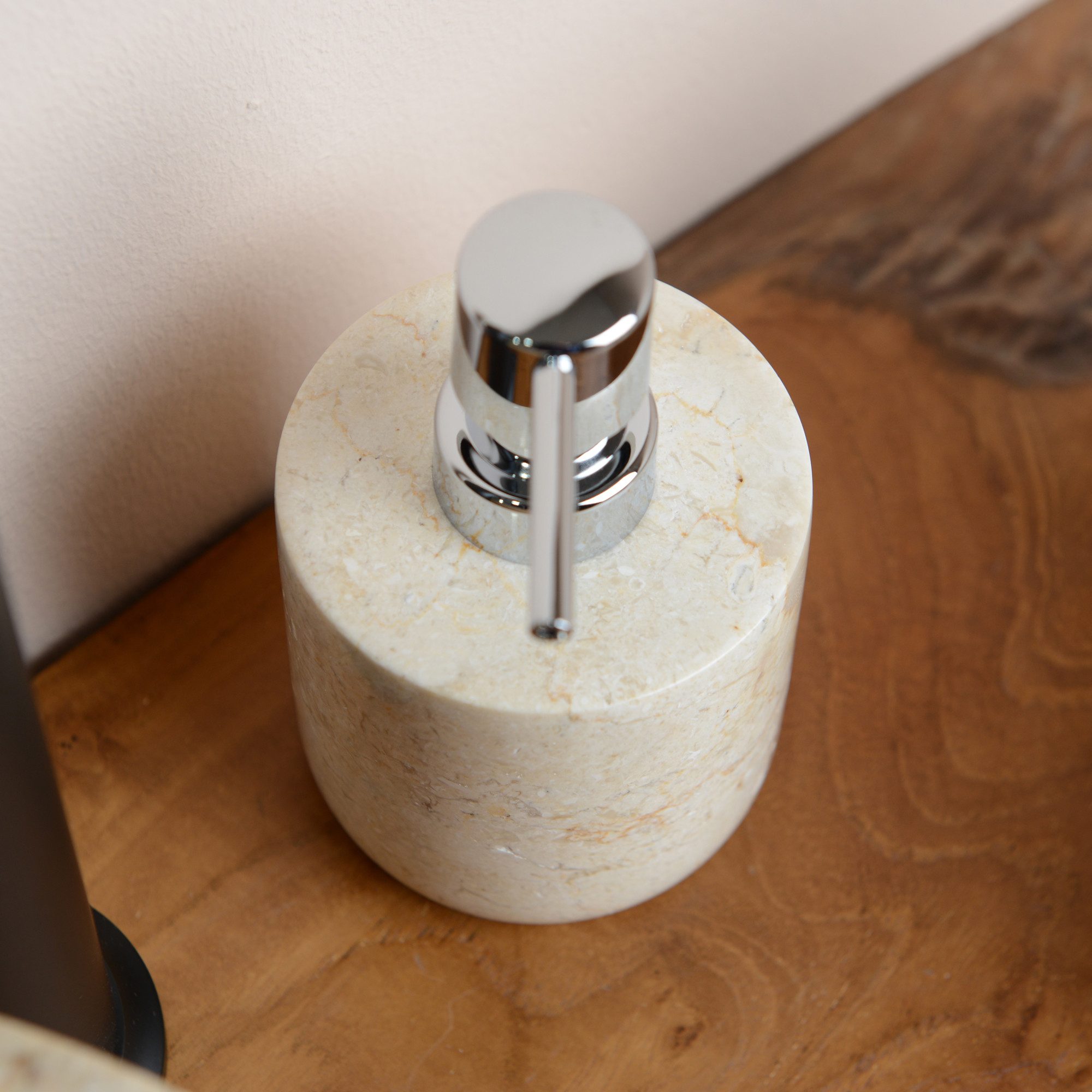 wohnfreuden Seifenspender Marmor Seifenspender Lasa creme, 30836 – Bild 3 von 5