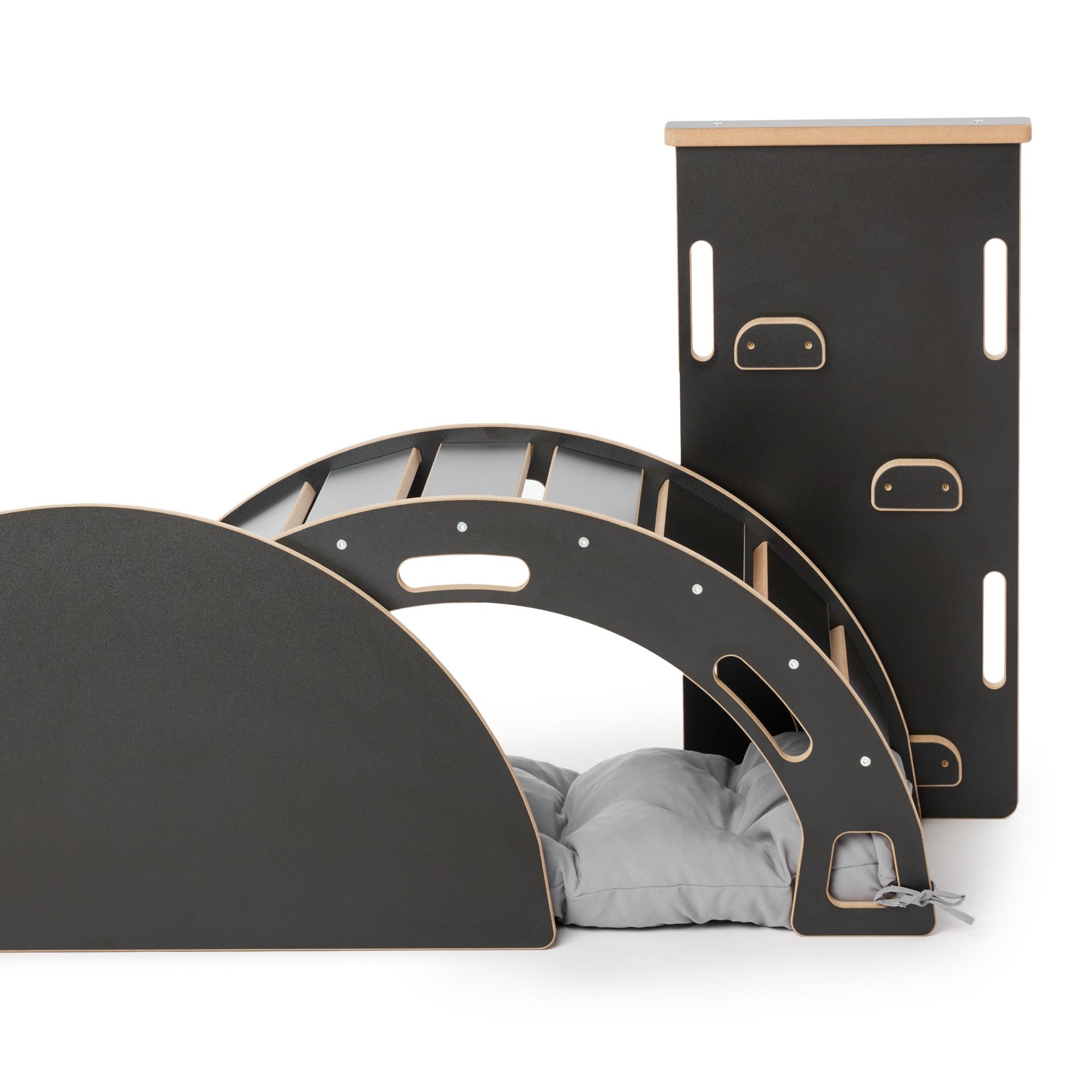 Garronda Klettergerüst Kletterbogen mit Rutsche Tischplatte und Kissen Mont günstig online kaufen