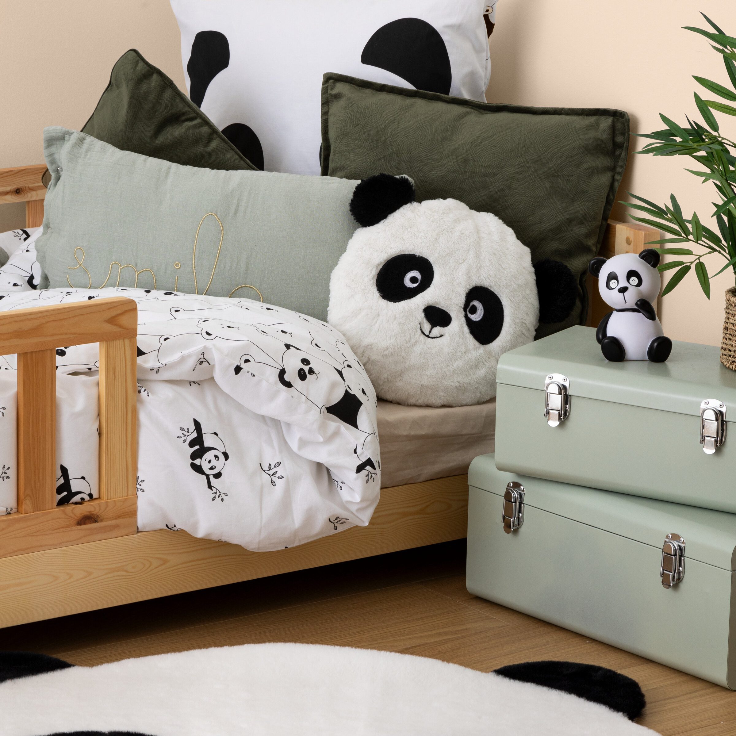 Atmosphera Créateur d'intérieur Dekokissen Rundes Kissen PANDA mit Ohren, Ø 27 cm