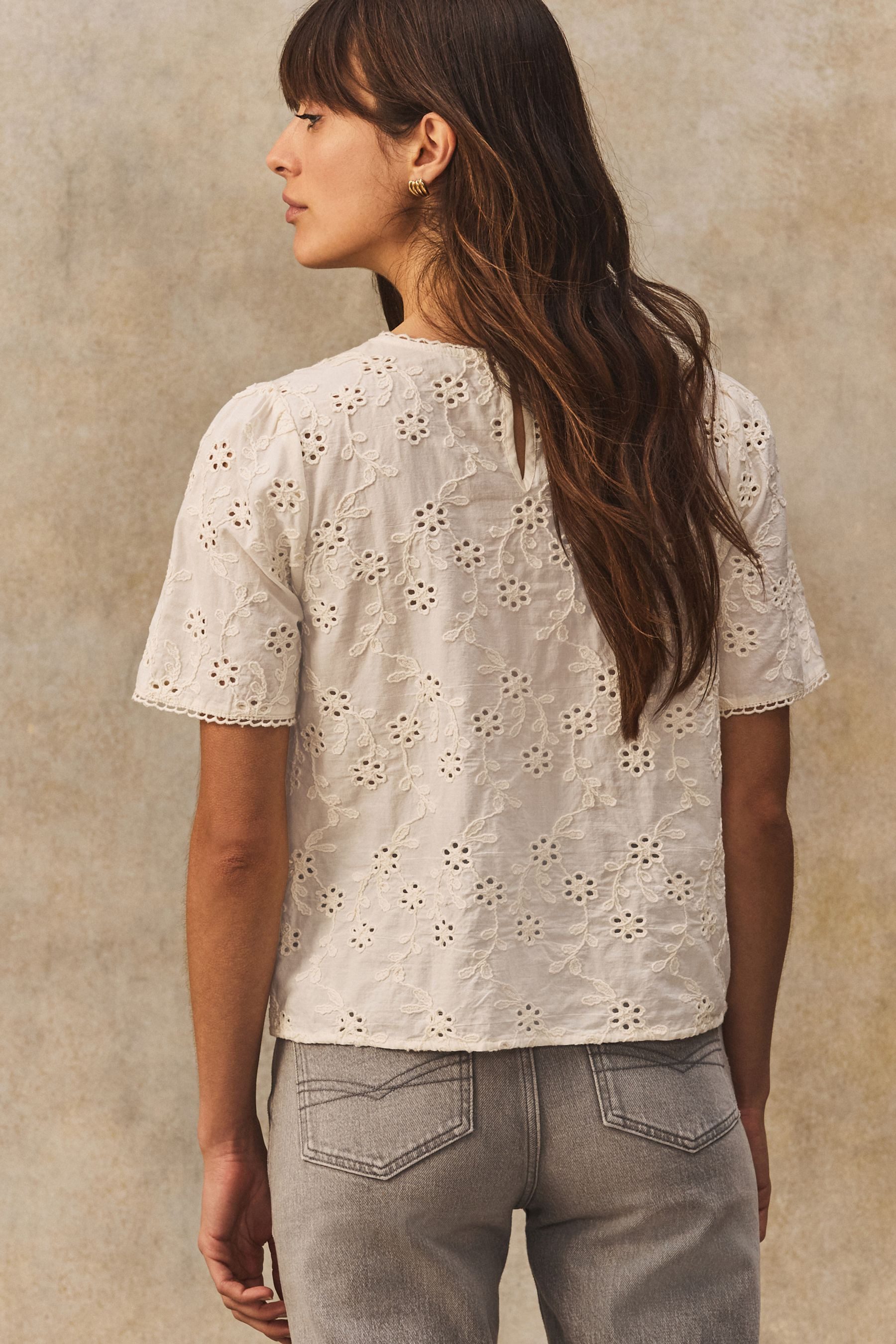 Next Blusenshirt Kurzarmbluse Blumenstickerei 100% Baumwolle (1-tlg) günstig online kaufen