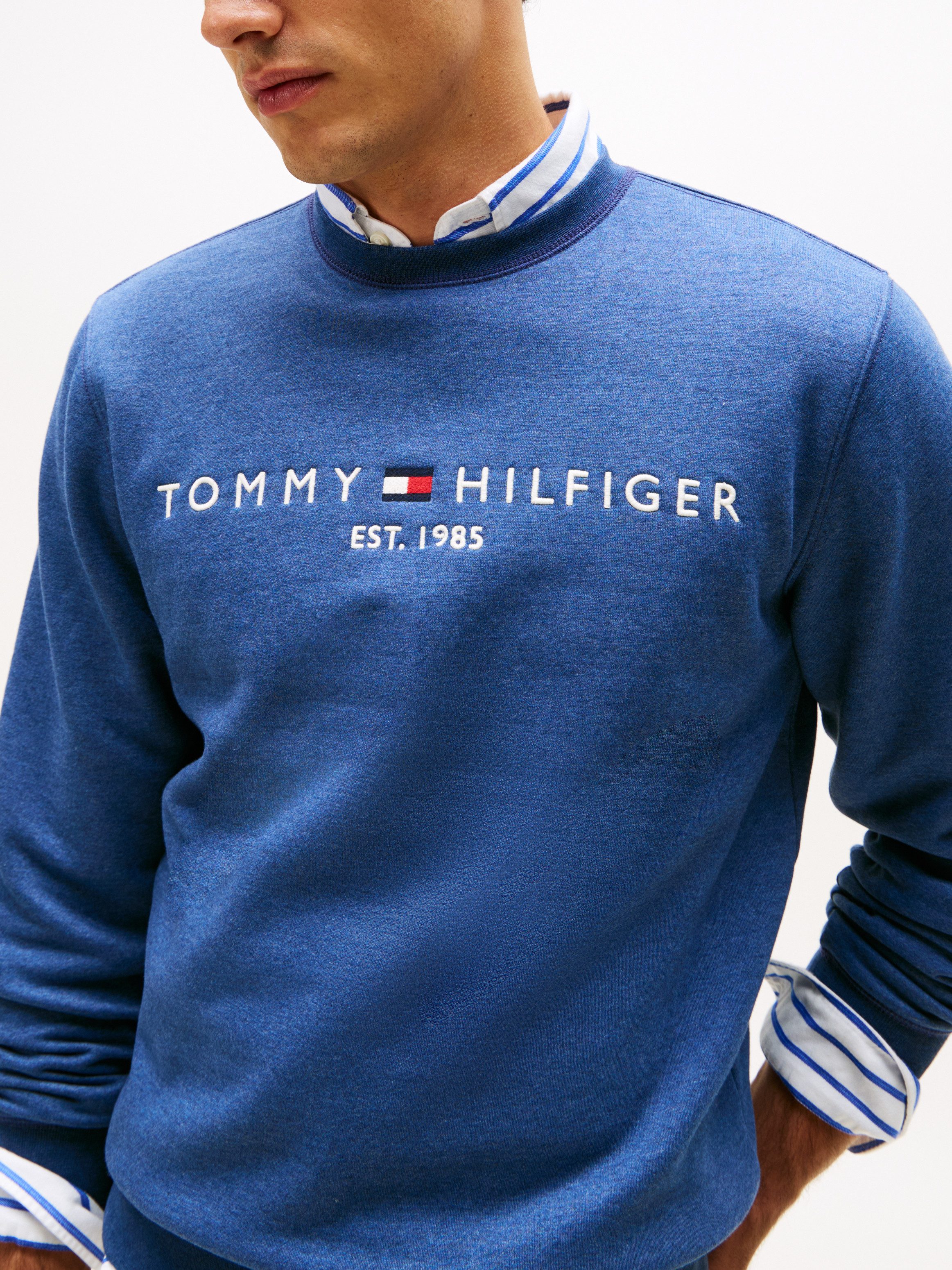 Tommy Hilfiger Sweatshirt TOMMY LOGO SWEATSHIRT mit Rundhals und Stickerei günstig online kaufen