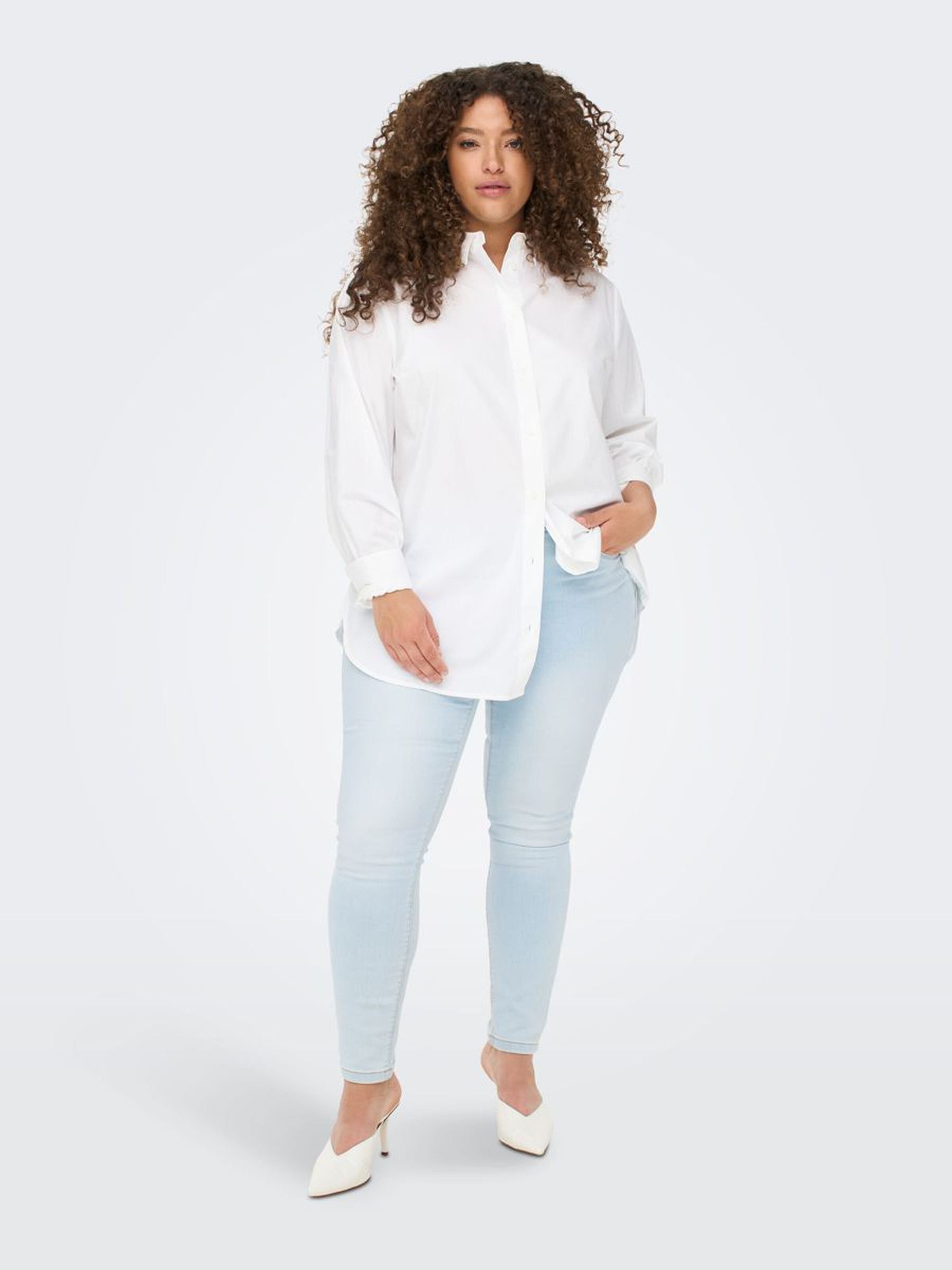 ONLY CARMAKOMA Blusenshirt Langes Design Plus Size Übergrößen CARNORA für Damen (1-tlg) Baumwolle Normal Fit Kentkragen Langarm Einfarbig wärmend