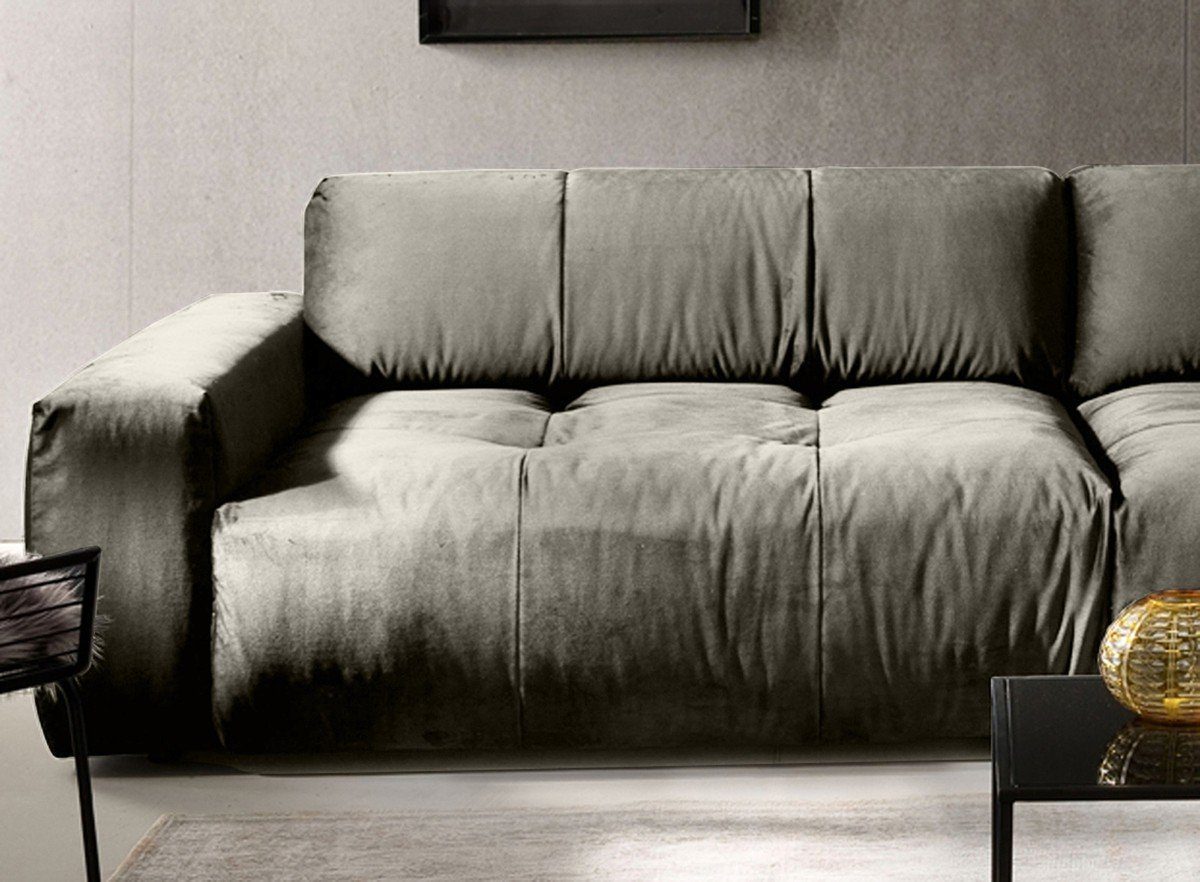 KAWOLA Sofa PALACE - Rundum in Stoff Velvet bezogen